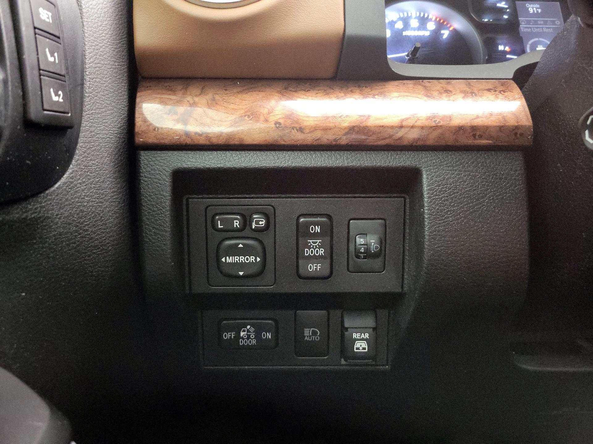 Thumbnail: 2021 Toyota Tundra - 11