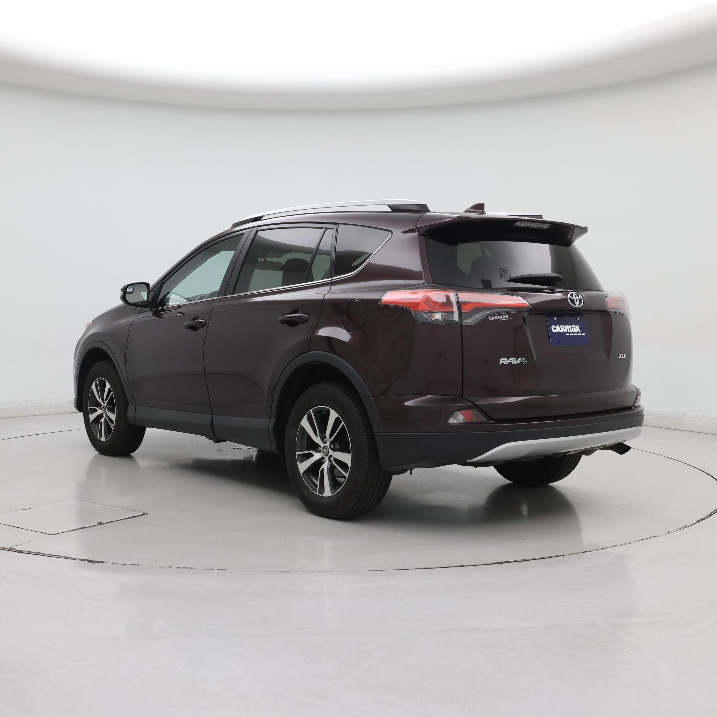 Thumbnail: 2016 Toyota RAV4 - 2