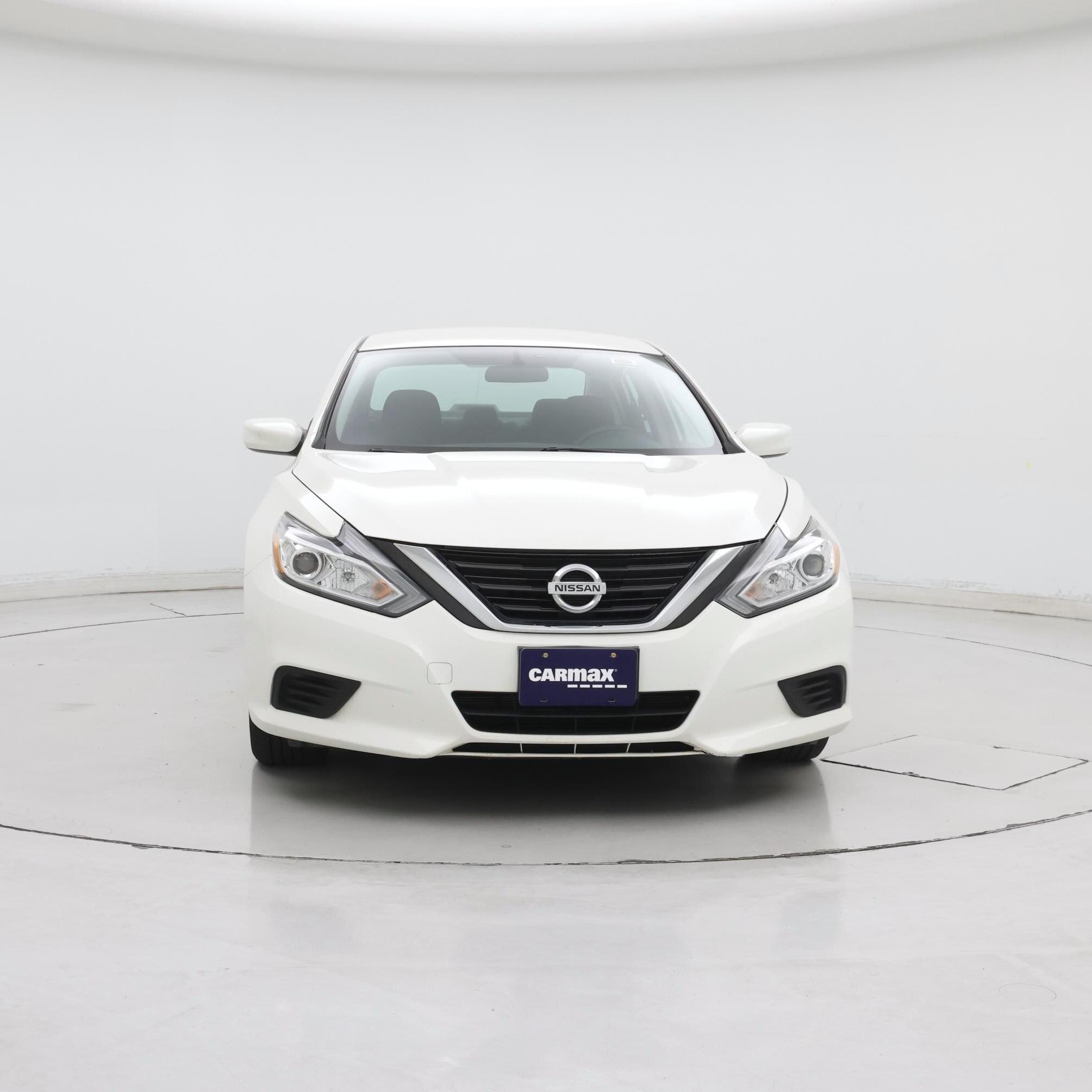 Thumbnail: 2016 Nissan Altima - 5