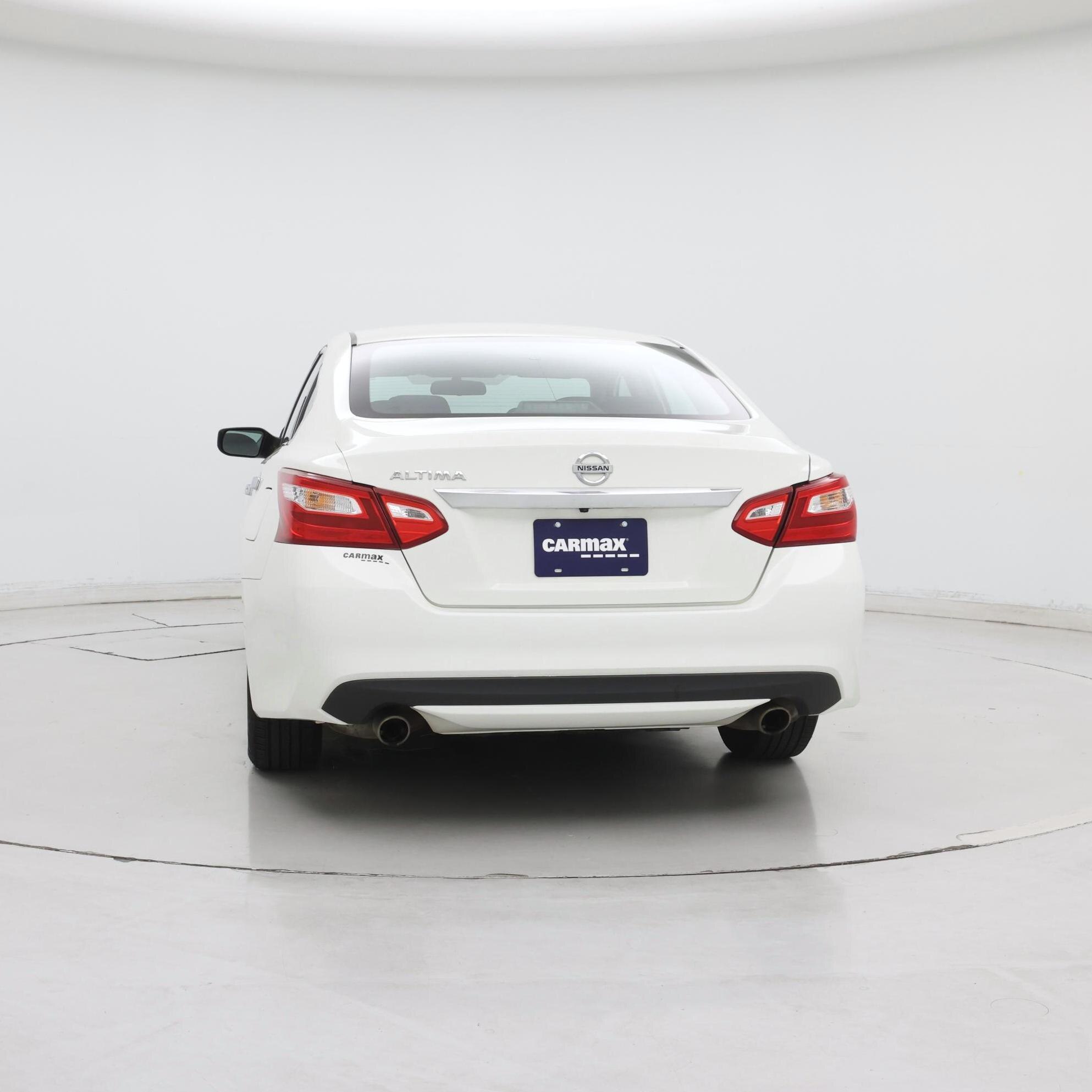 Thumbnail: 2016 Nissan Altima - 6