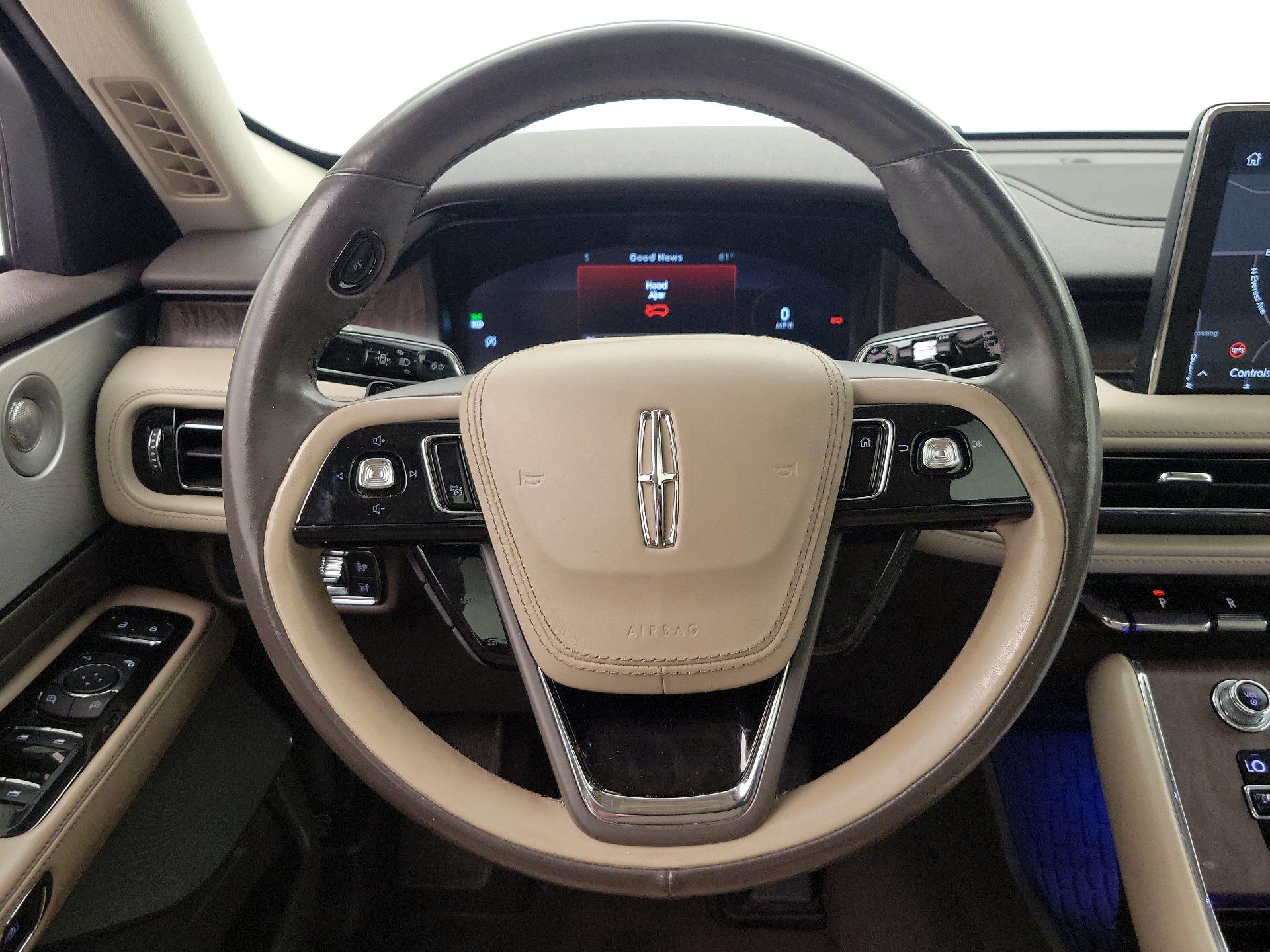 Thumbnail: 2020 Lincoln Aviator - 10