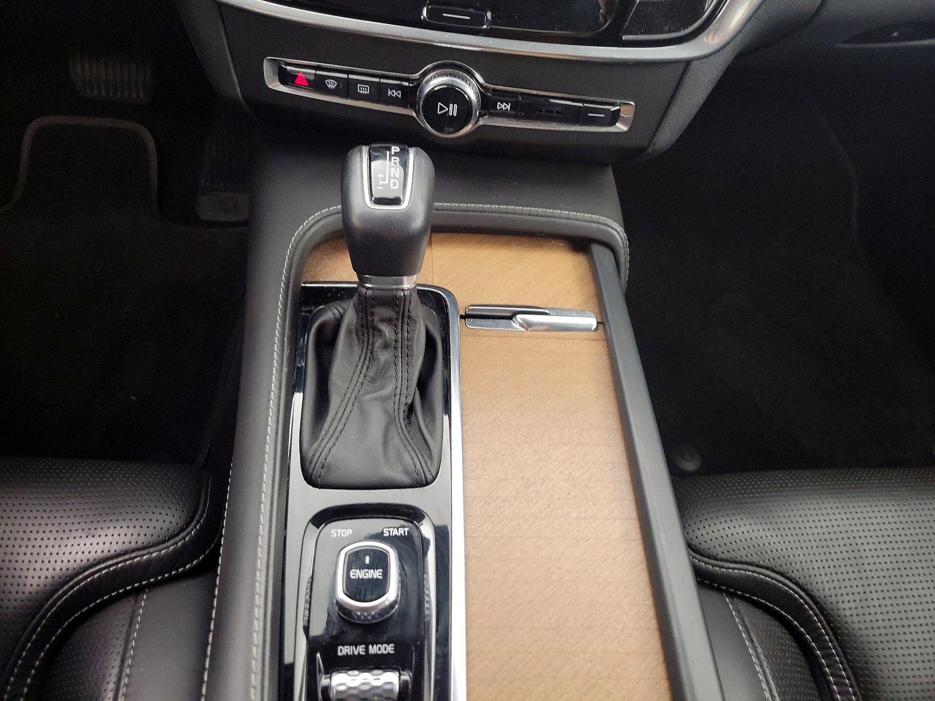 Thumbnail: 2017 Volvo S90 - 16