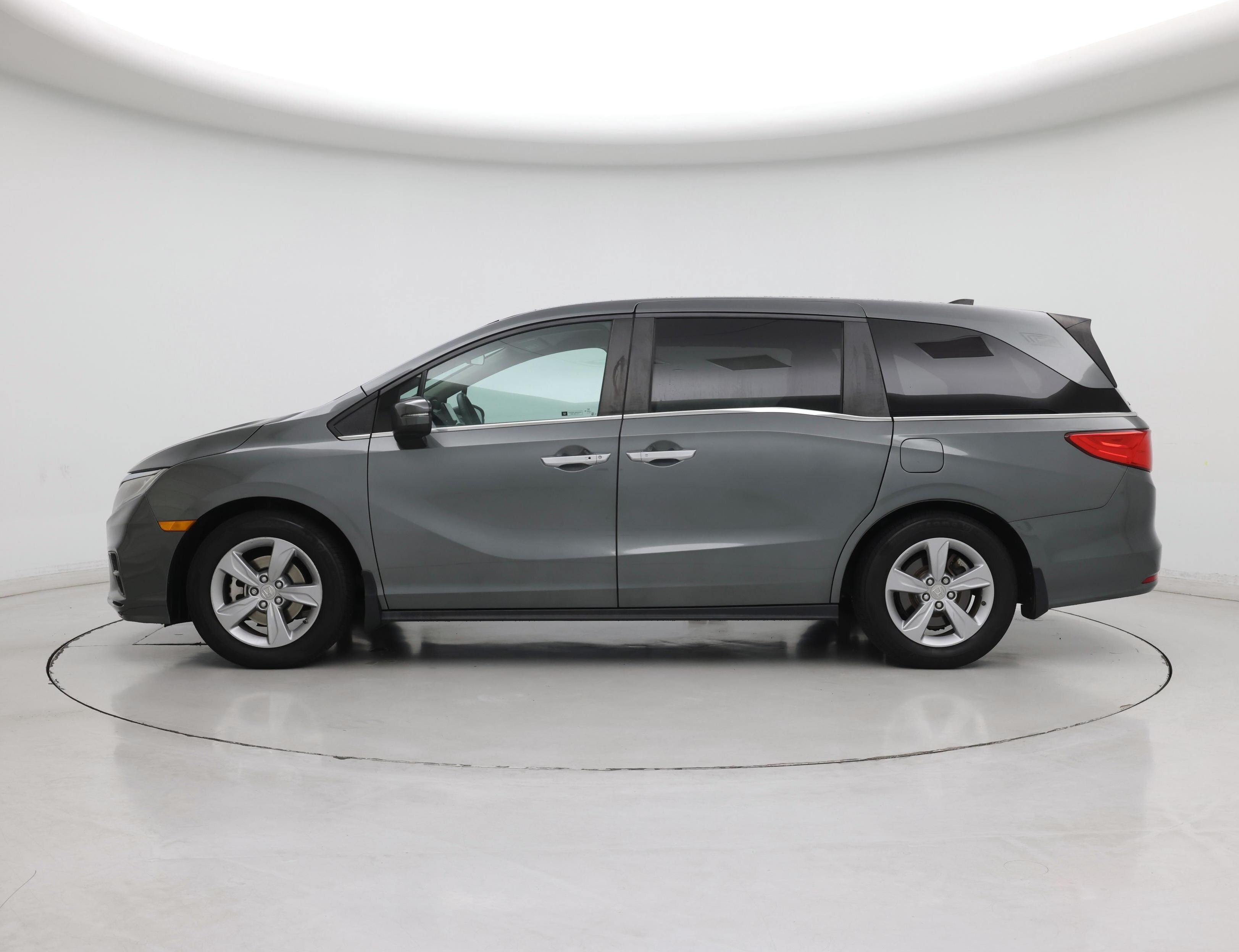 Thumbnail: 2018 Honda Odyssey - 3