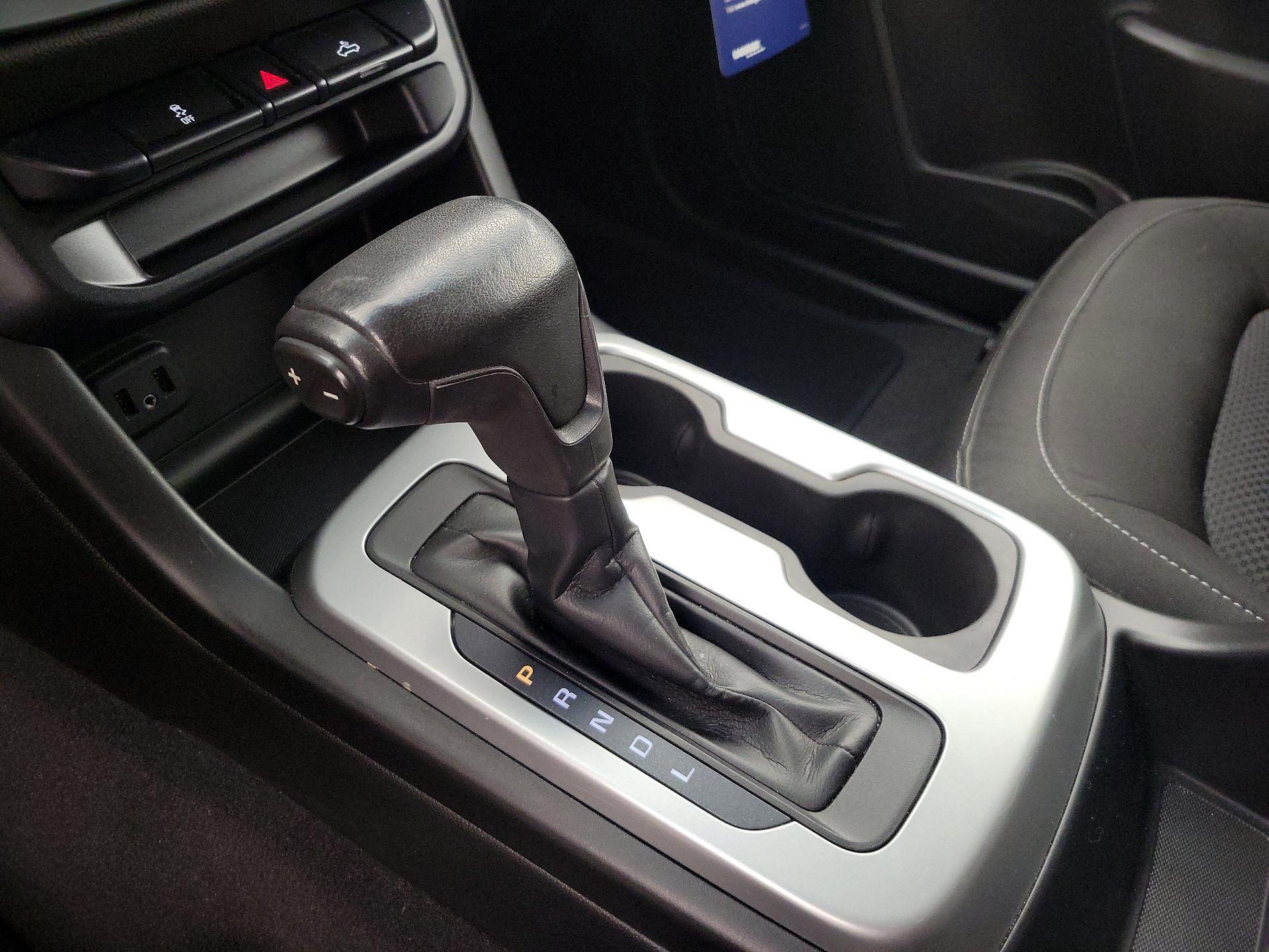 Thumbnail: 2019 Chevrolet Colorado - 15