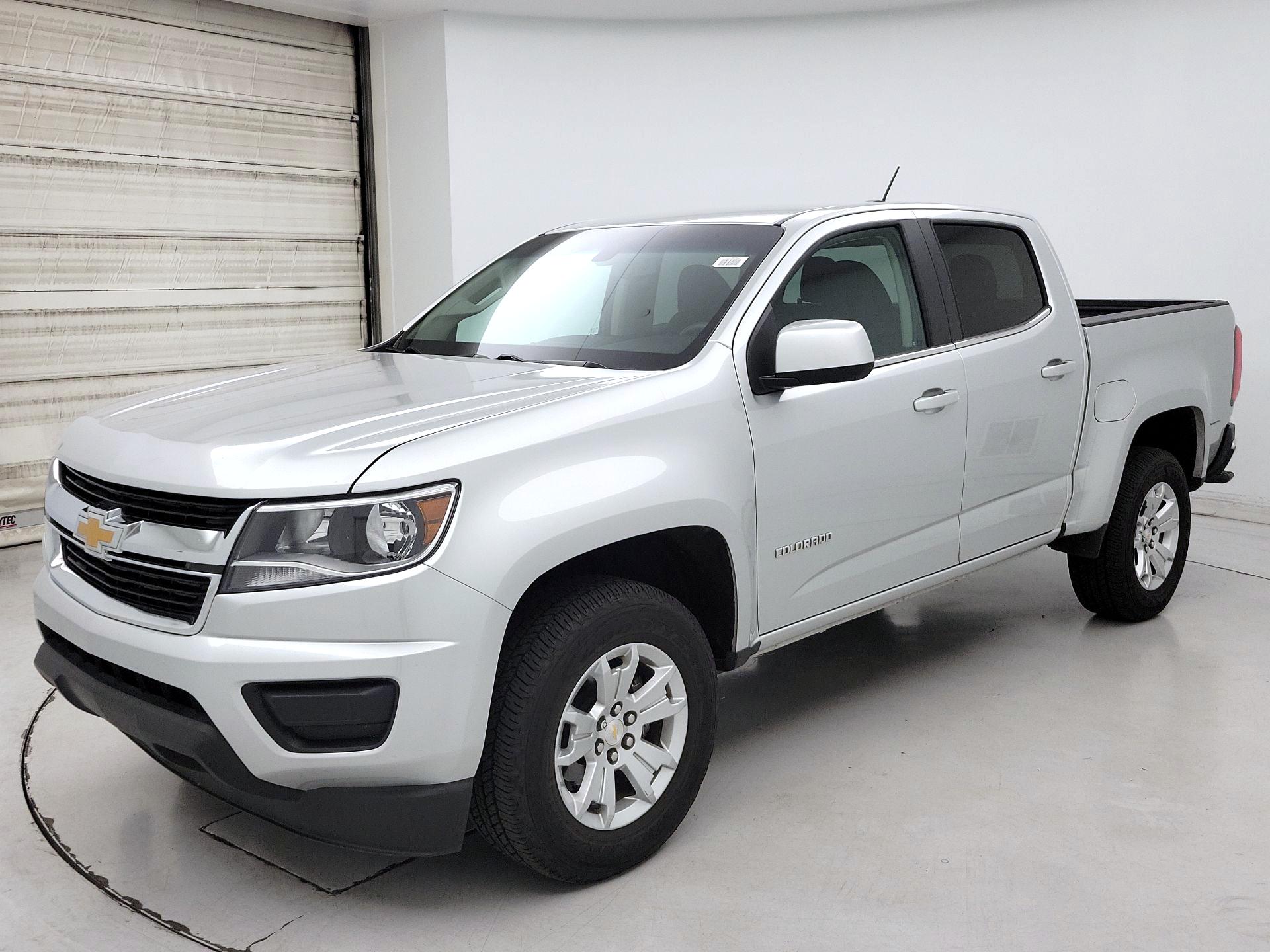 Thumbnail: 2019 Chevrolet Colorado - 3