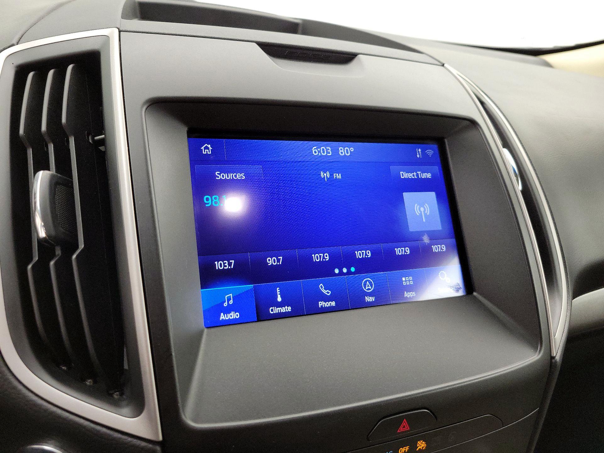 Thumbnail: 2020 Ford Edge - 16