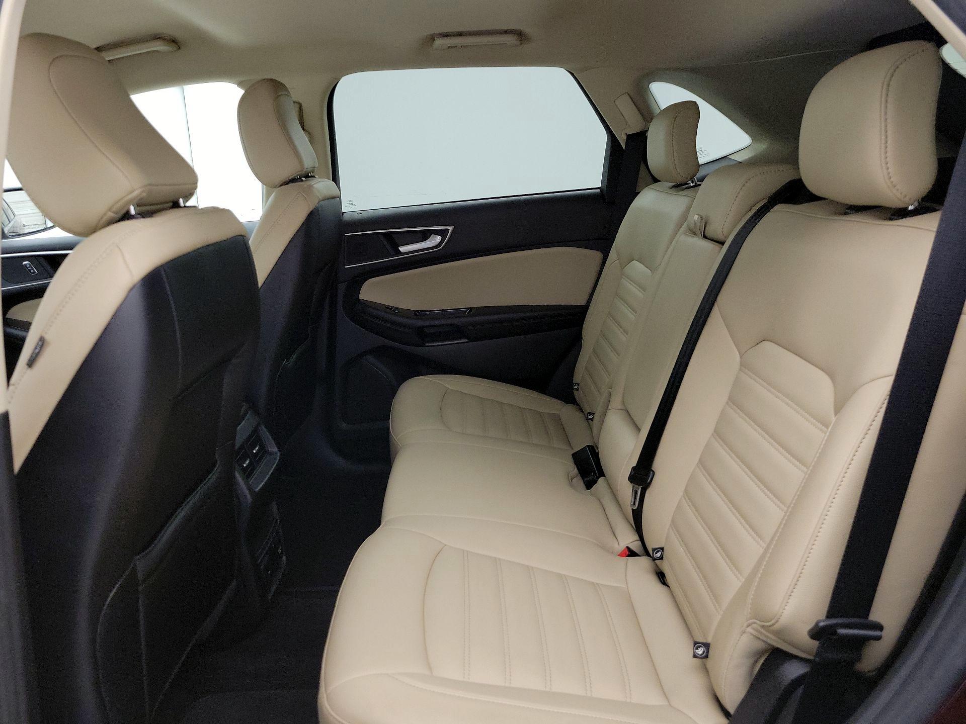 Thumbnail: 2020 Ford Edge - 20