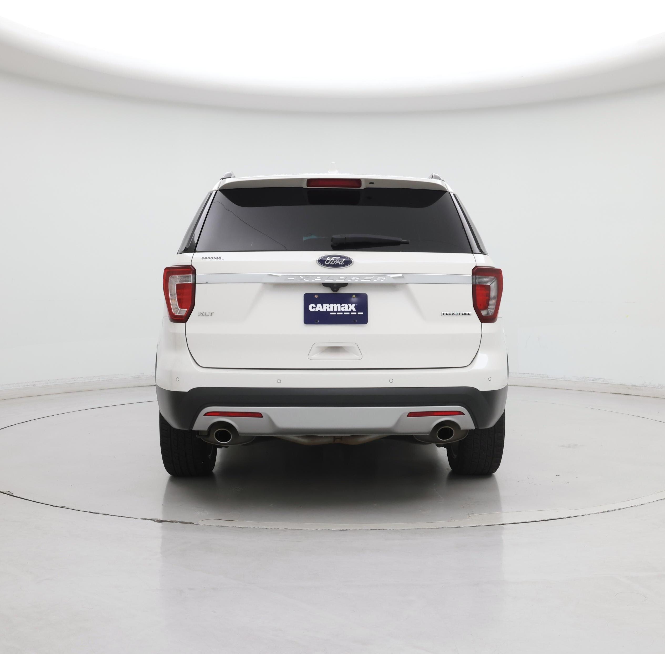 Thumbnail: 2016 Ford Explorer - 6