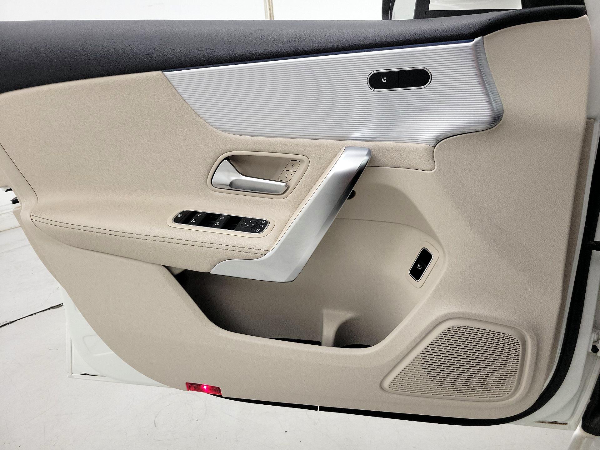 Thumbnail: 2022 Mercedes-Benz A-Class - 12