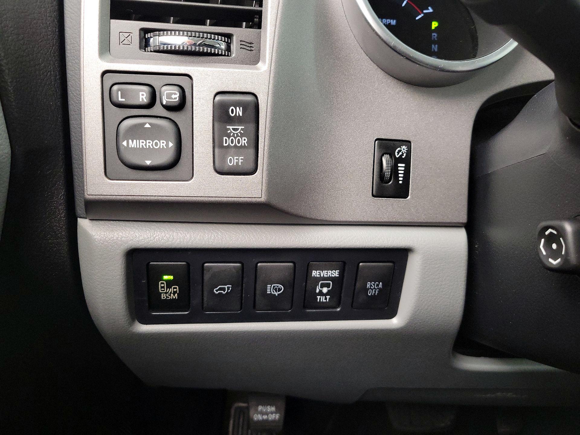 Thumbnail: 2013 Toyota Sequoia - 13