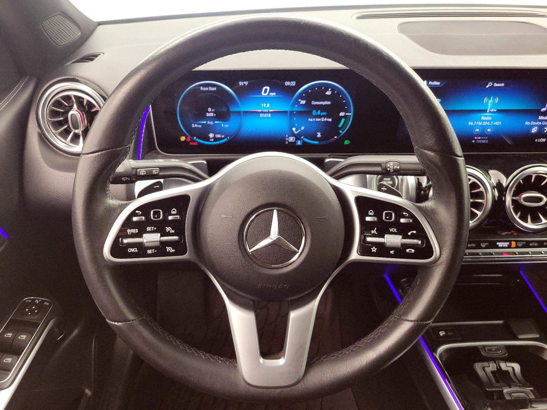 Thumbnail: 2020 Mercedes-Benz GLB - 10