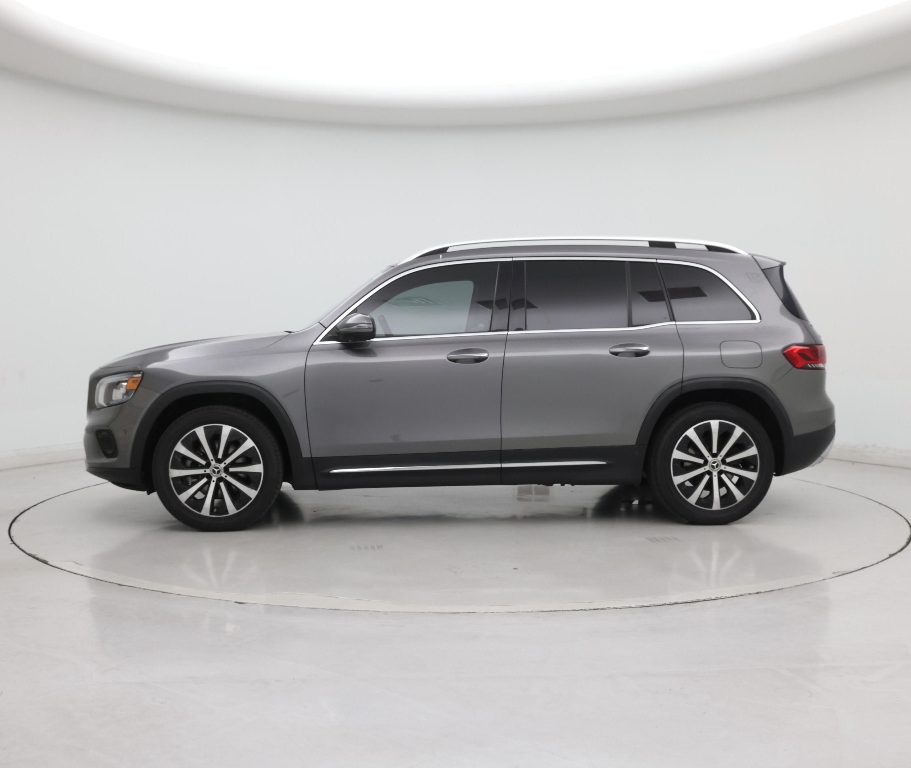 Thumbnail: 2020 Mercedes-Benz GLB - 3