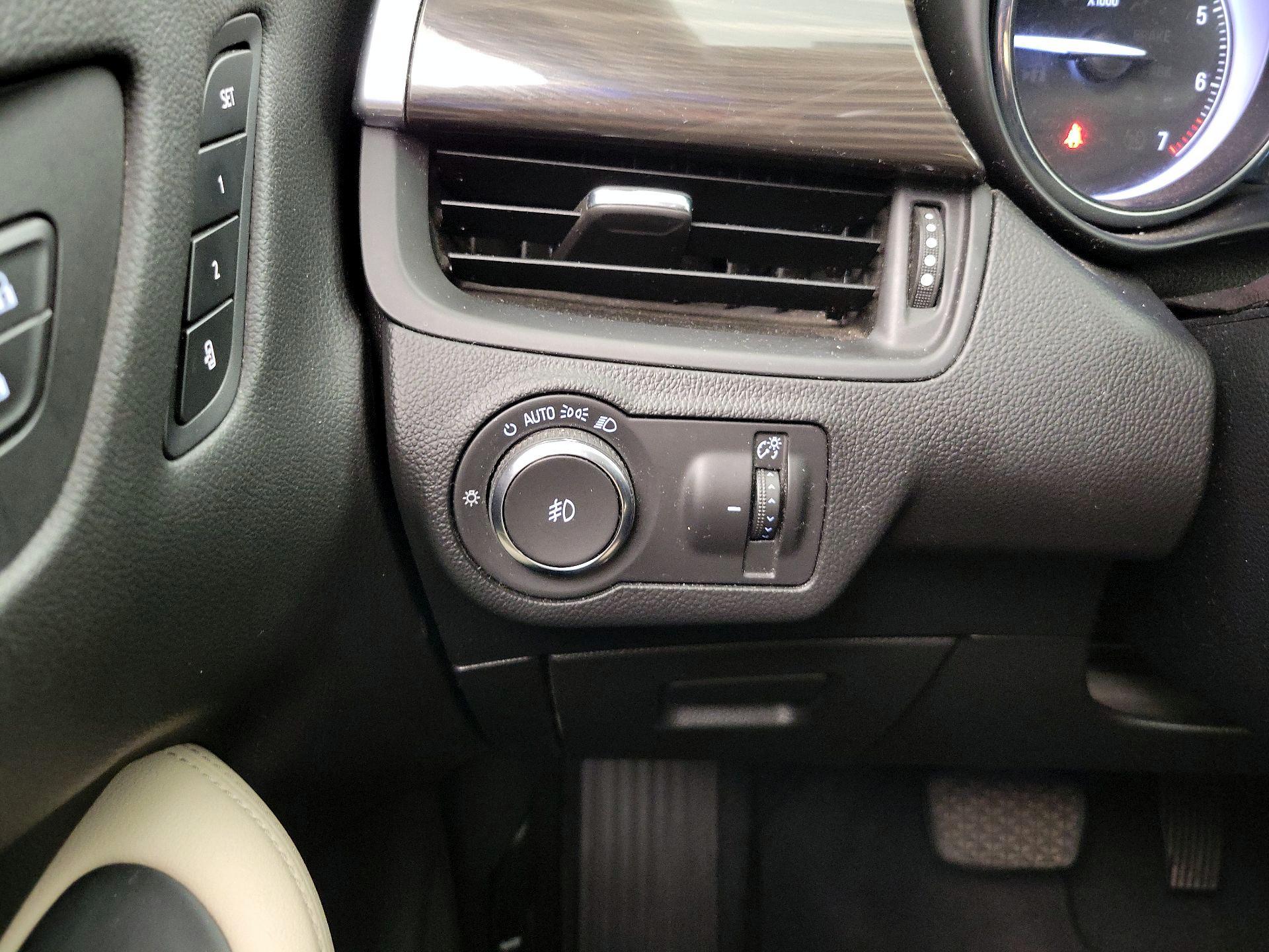 Thumbnail: 2020 Buick Envision - 13