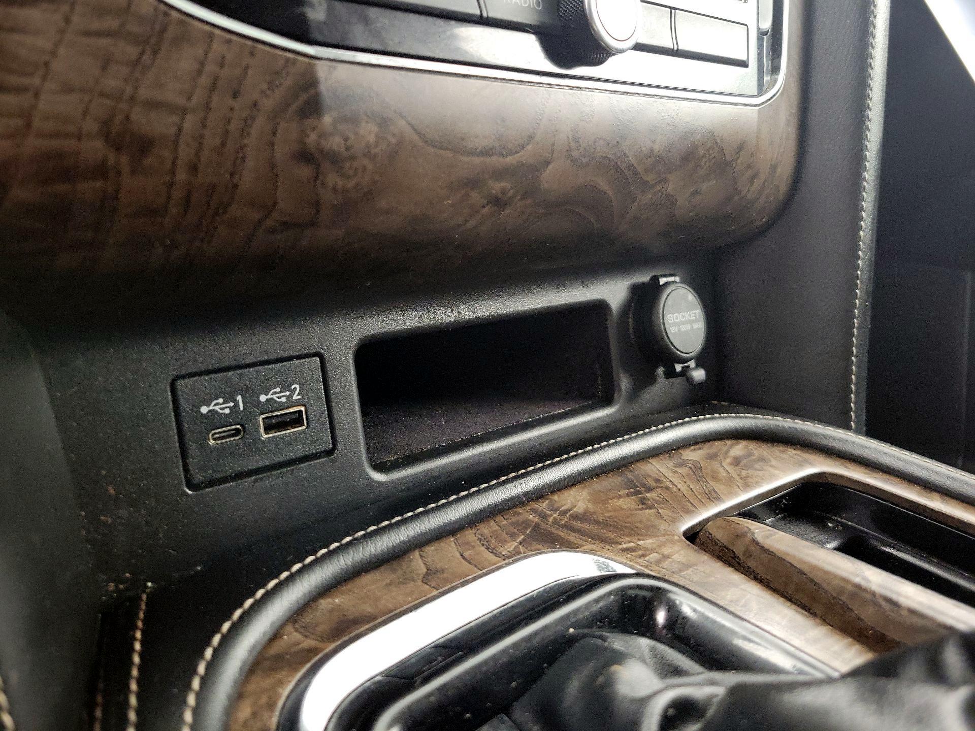 Thumbnail: 2021 INFINITI QX80 - 19