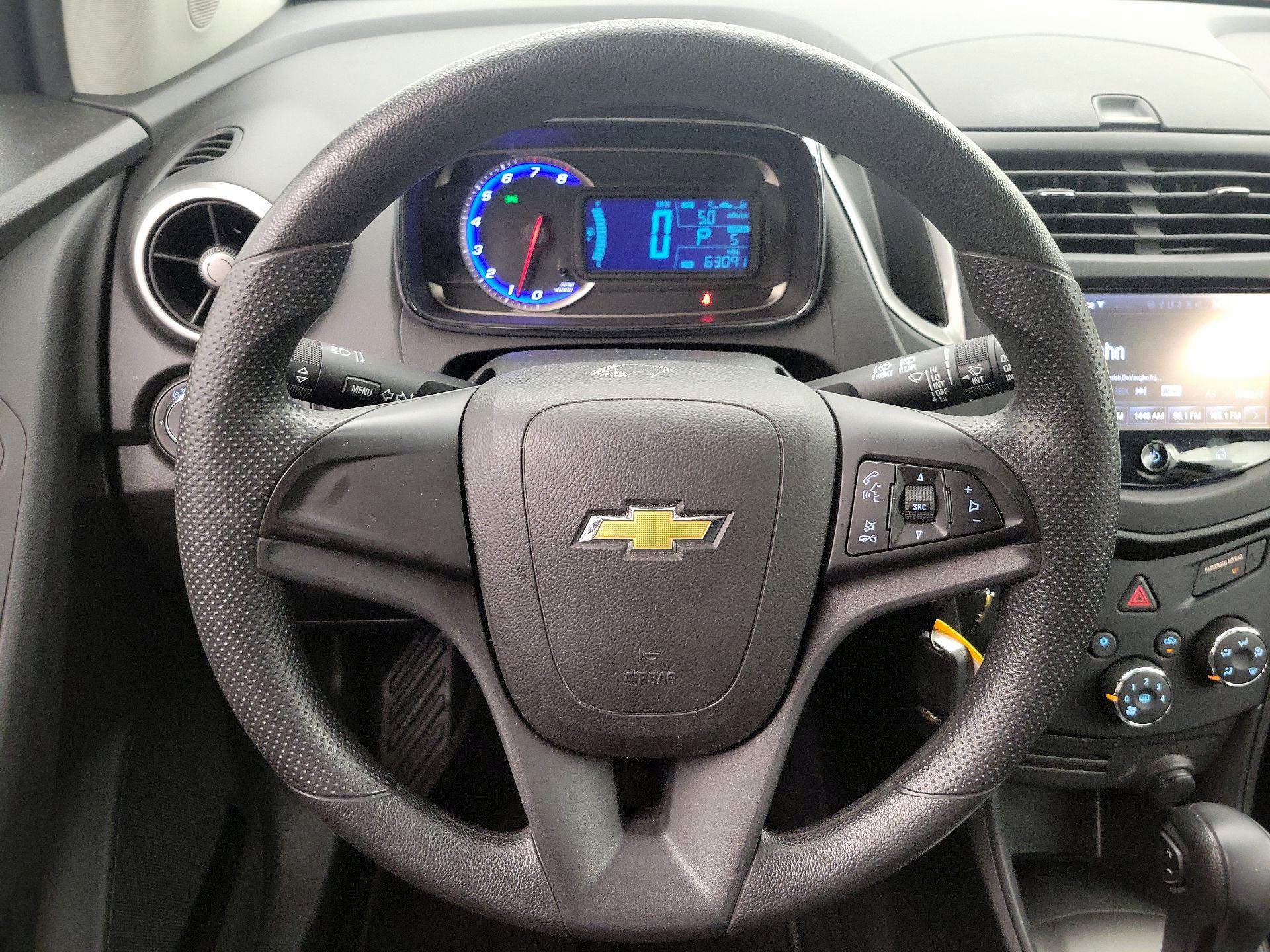 Thumbnail: 2016 Chevrolet Trax - 10