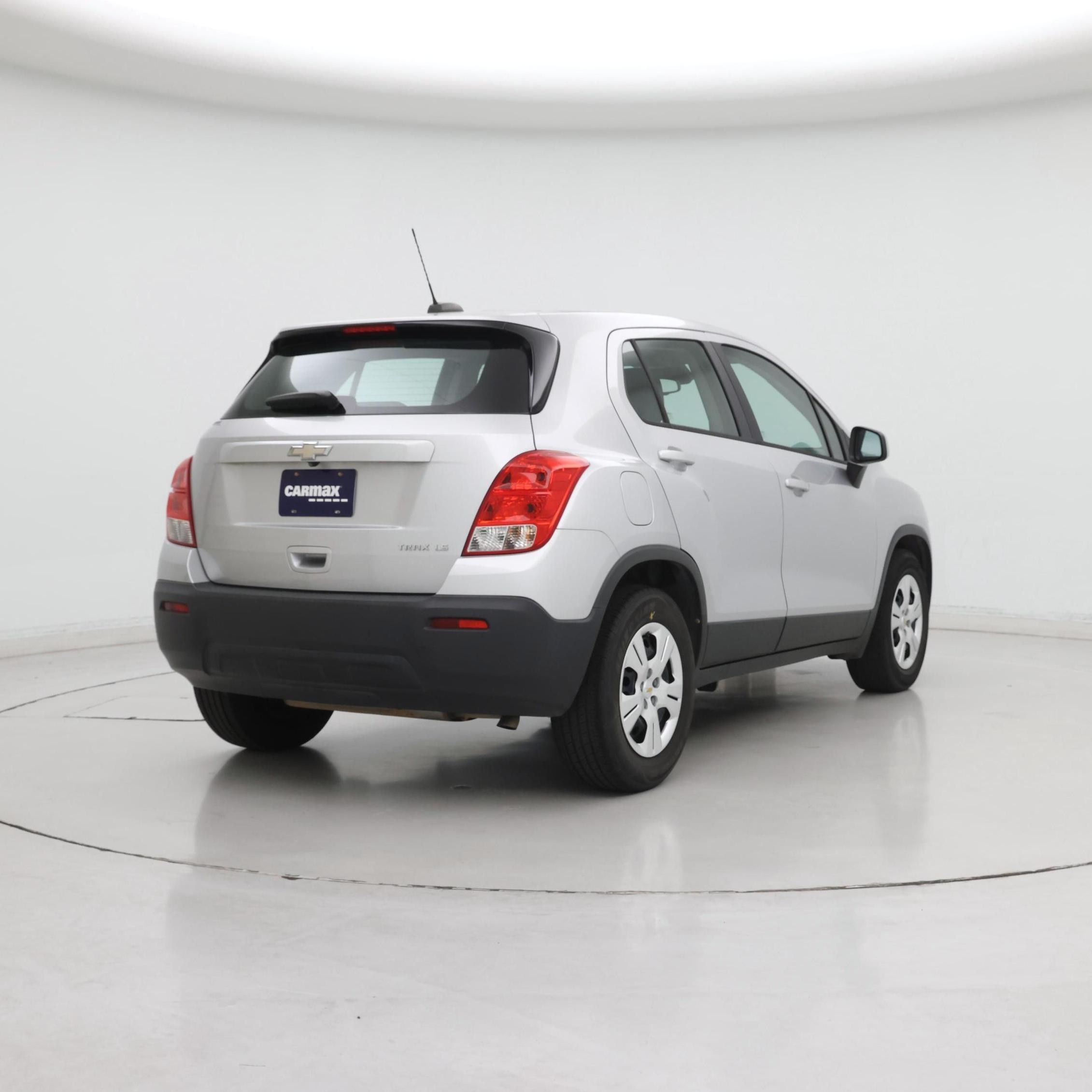 Thumbnail: 2016 Chevrolet Trax - 8