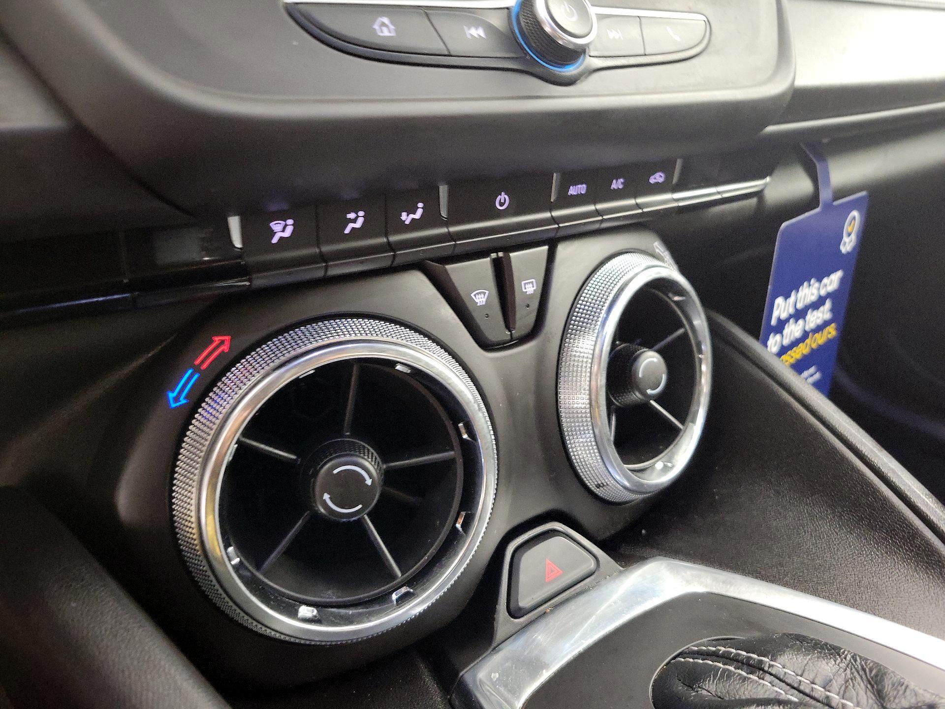 Thumbnail: 2019 Chevrolet Camaro - 16