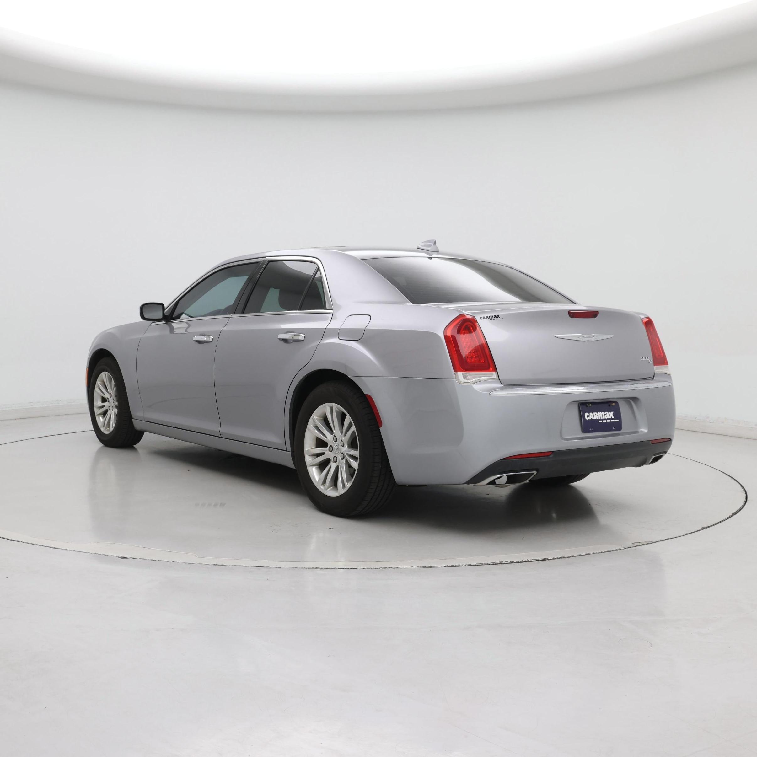 Thumbnail: 2016 Chrysler 300 - 2