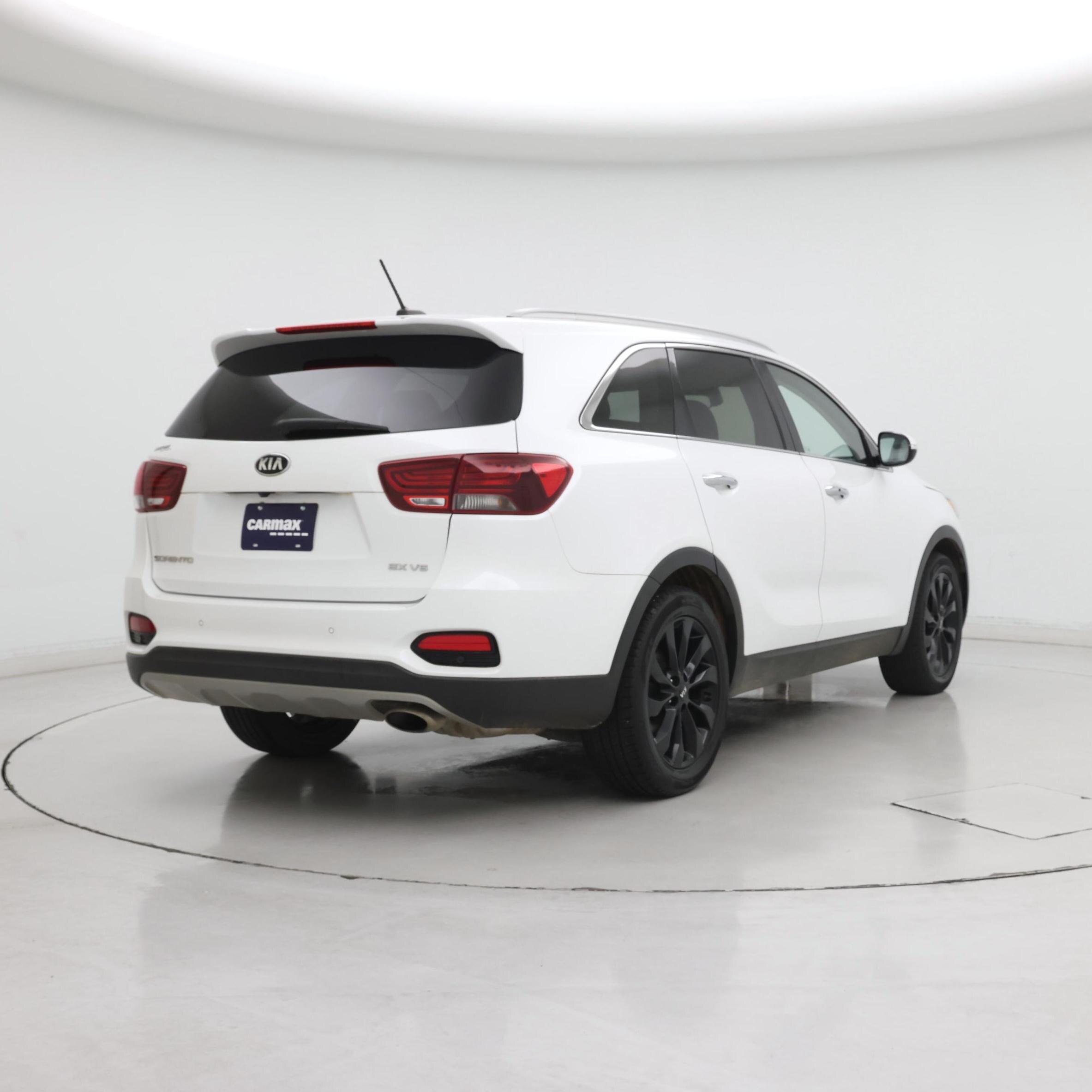 Thumbnail: 2020 Kia Sorento - 8