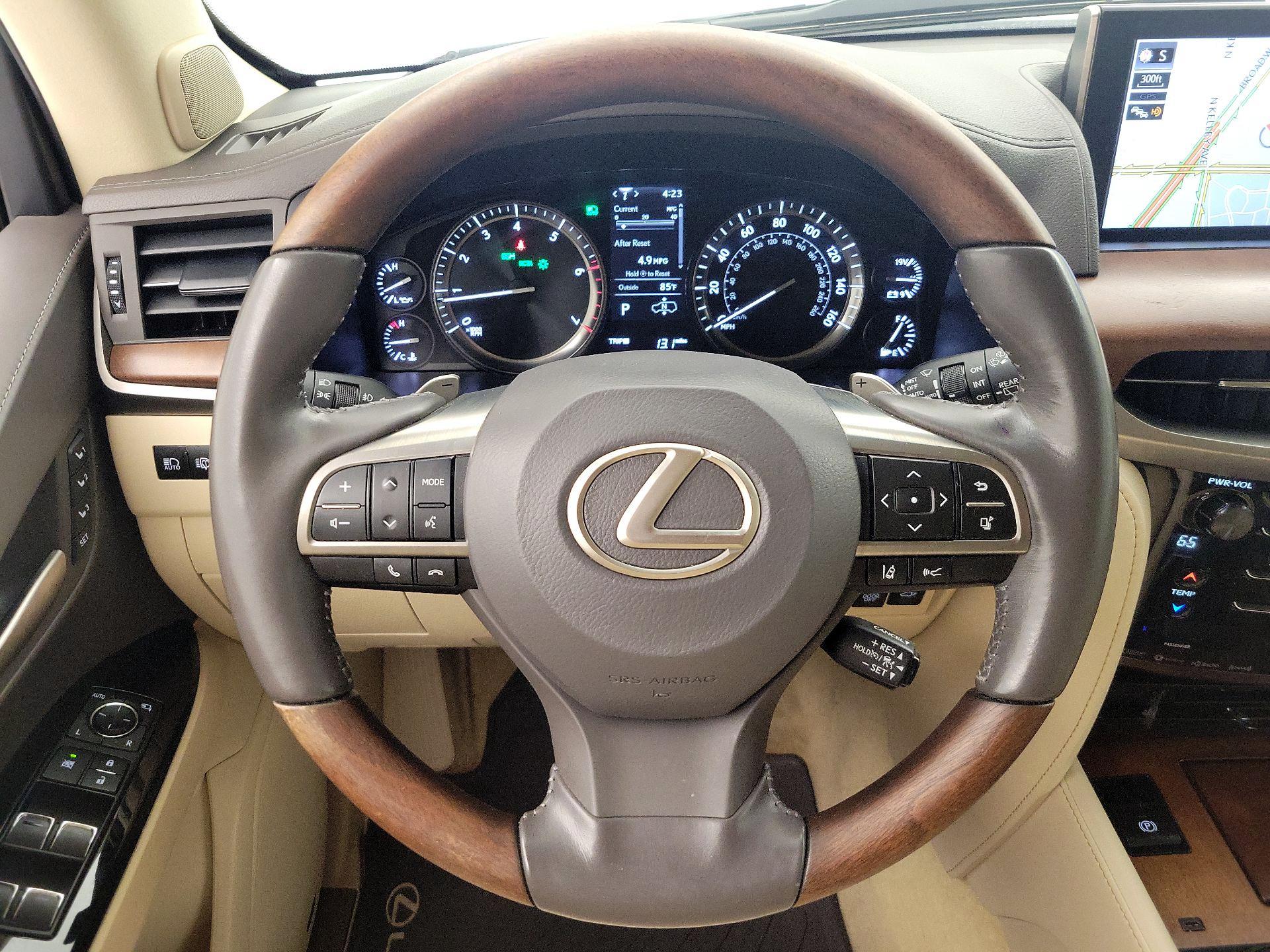 Thumbnail: 2019 Lexus LX - 10