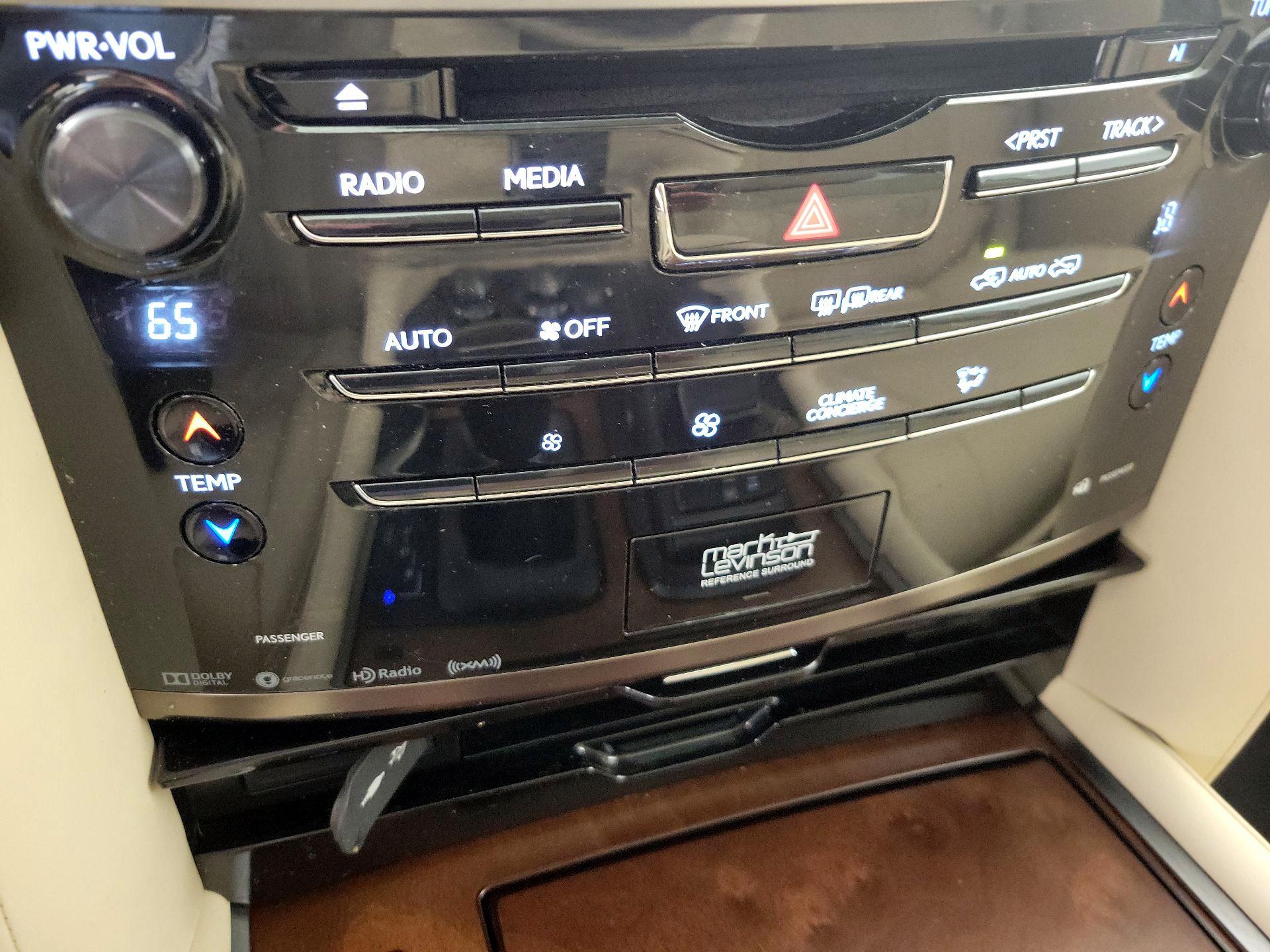 Thumbnail: 2019 Lexus LX - 17