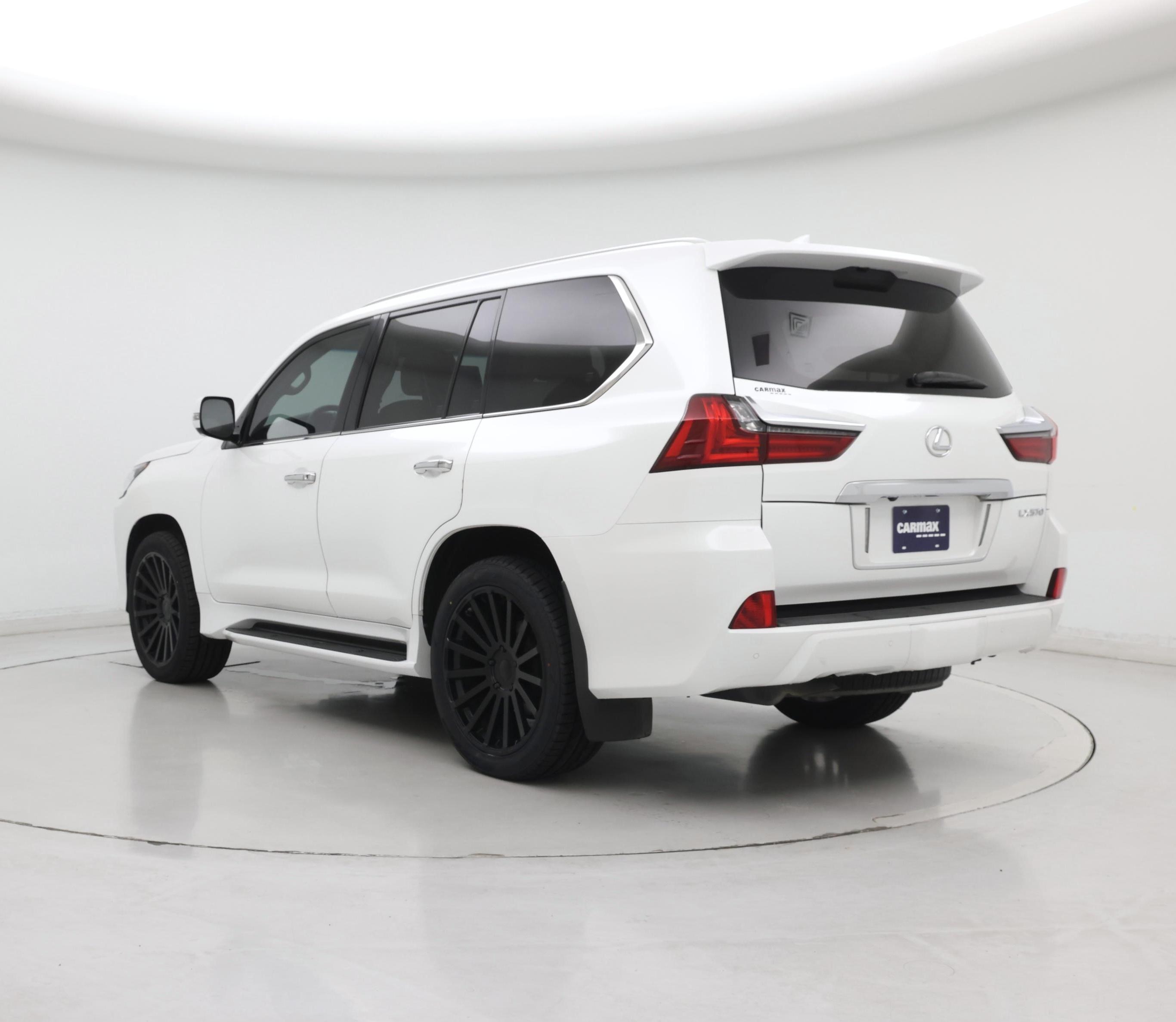 Thumbnail: 2019 Lexus LX - 2
