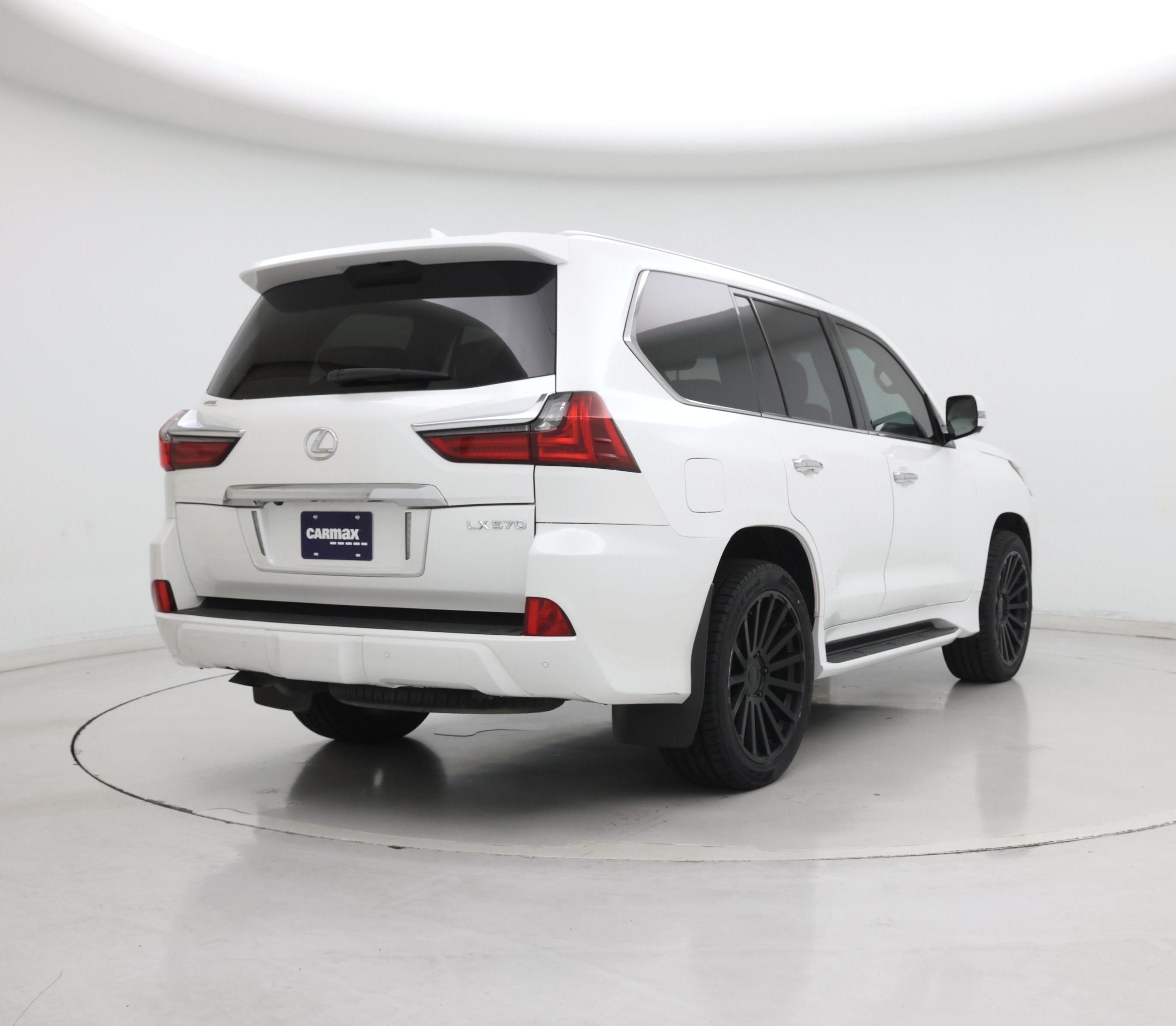 Thumbnail: 2019 Lexus LX - 8