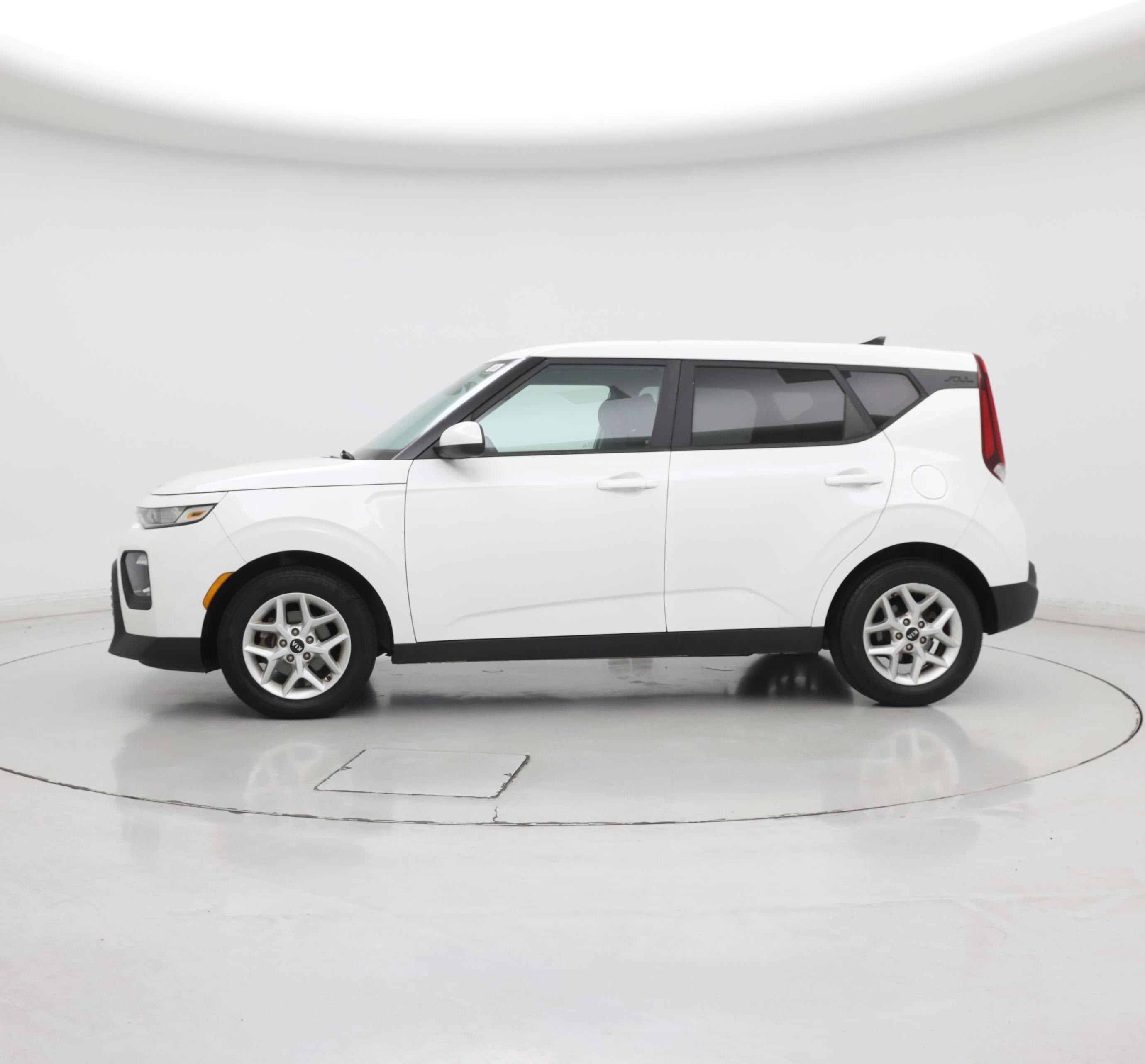 Thumbnail: 2020 Kia Soul - 3