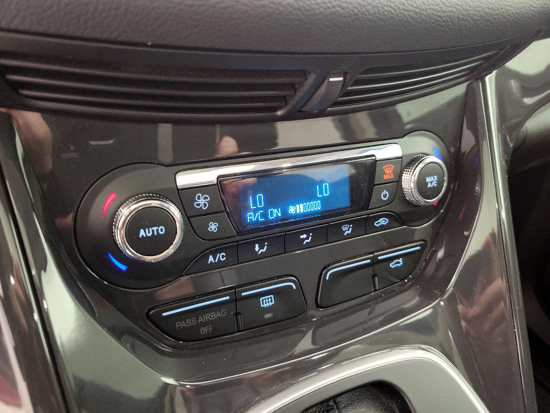 Thumbnail: 2014 Ford Escape - 16