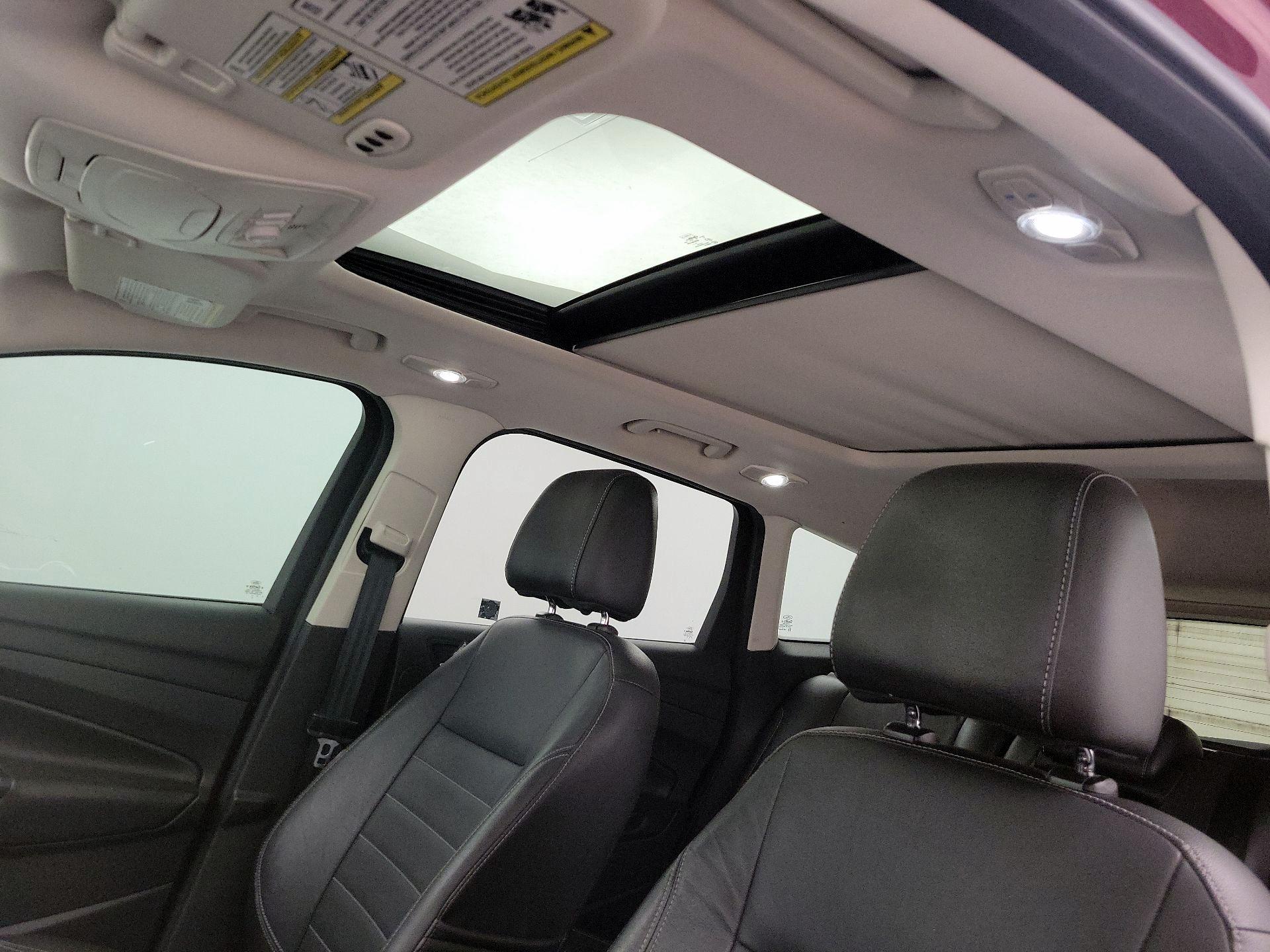 Thumbnail: 2014 Ford Escape - 19