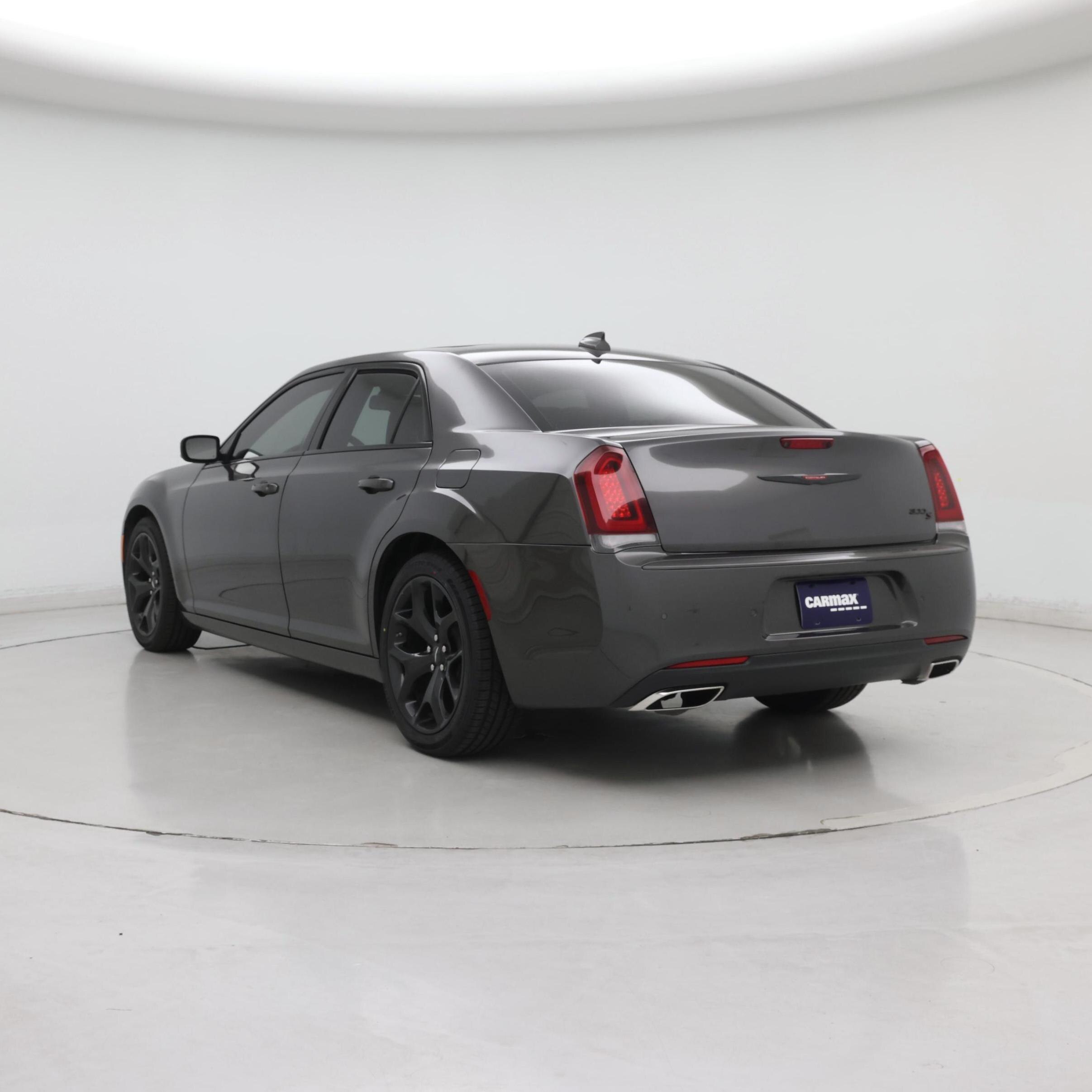 Thumbnail: 2022 Chrysler 300 - 2