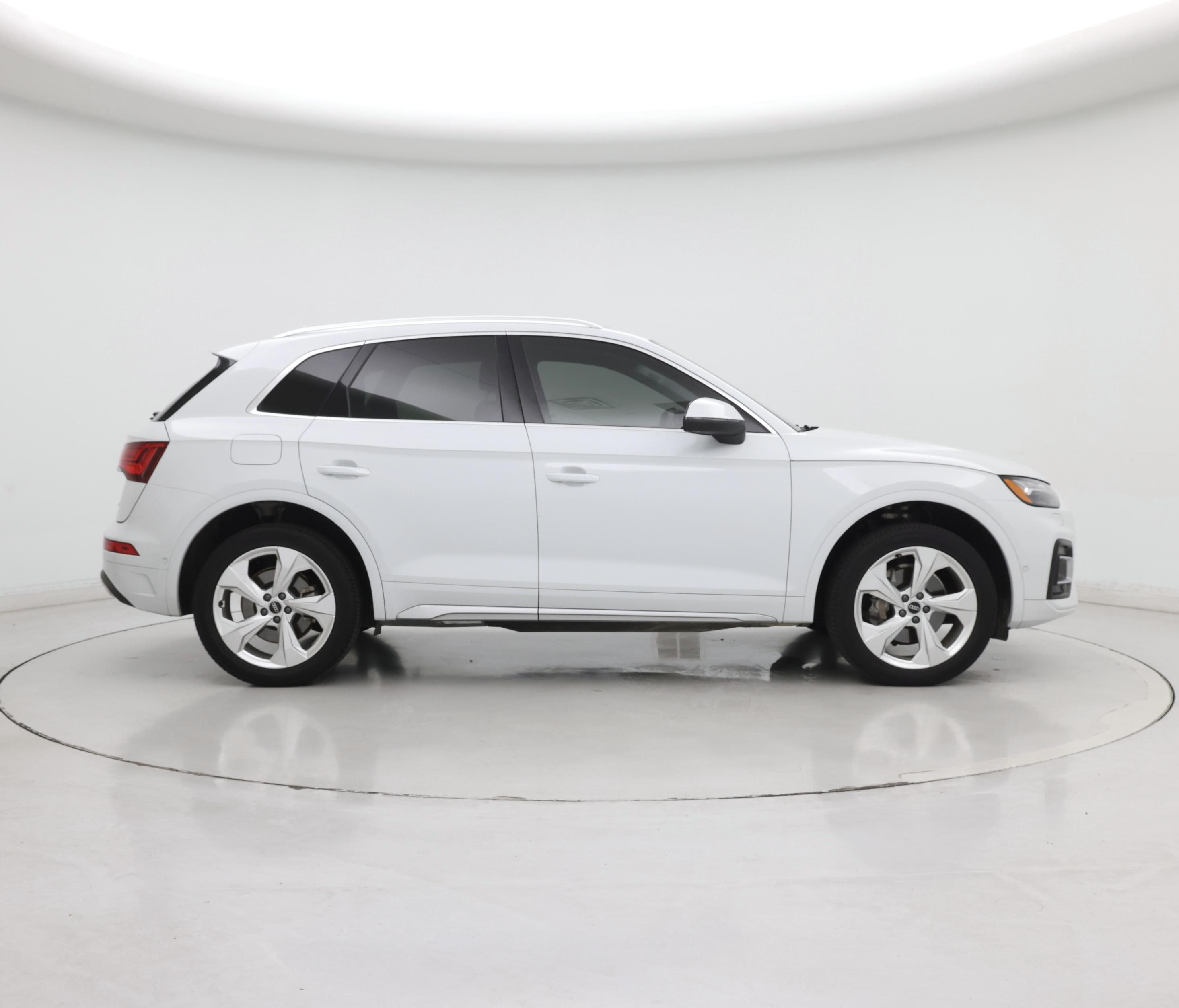 Thumbnail: 2021 Audi Q5 - 7