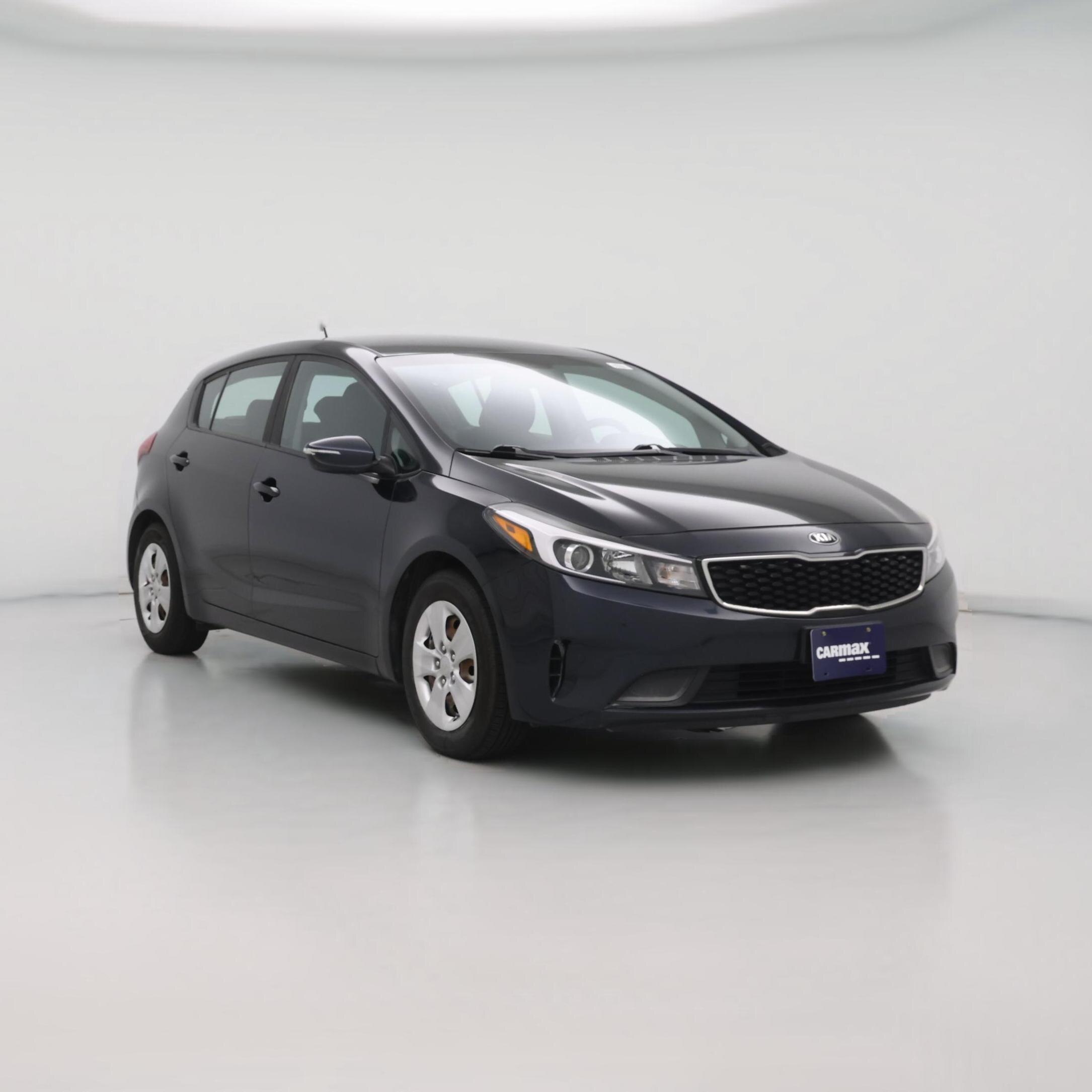 Thumbnail: 2017 Kia Forte - 1