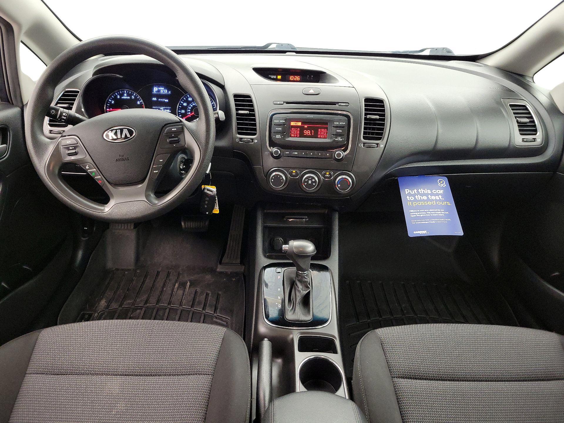 Thumbnail: 2017 Kia Forte - 9
