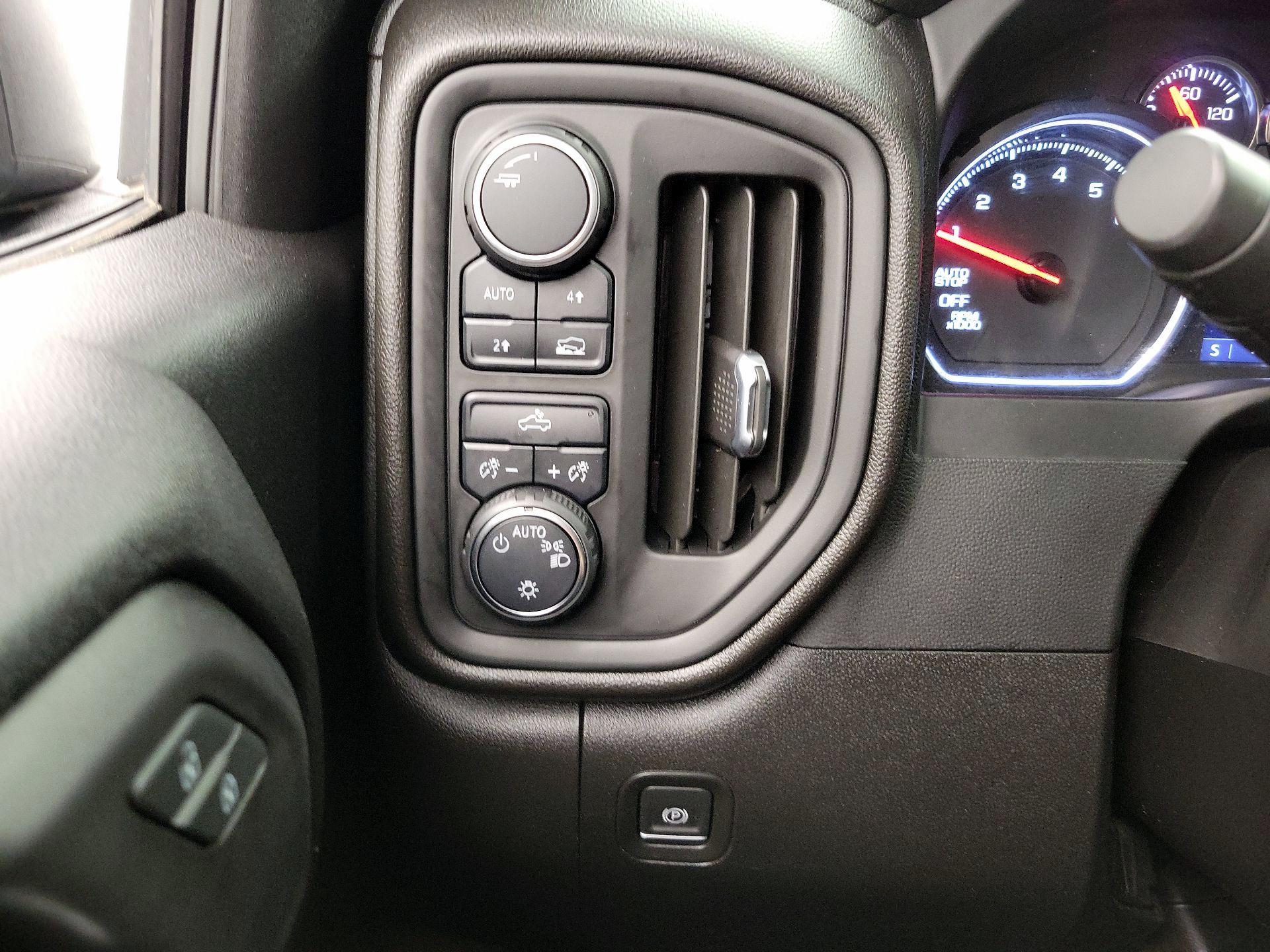 Thumbnail: 2022 Chevrolet Silverado 1500 - 13