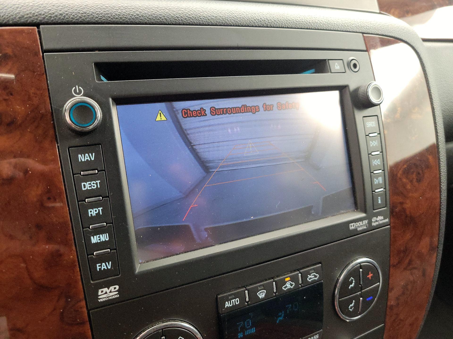 Thumbnail: 2013 Chevrolet Avalanche 1500 - 15