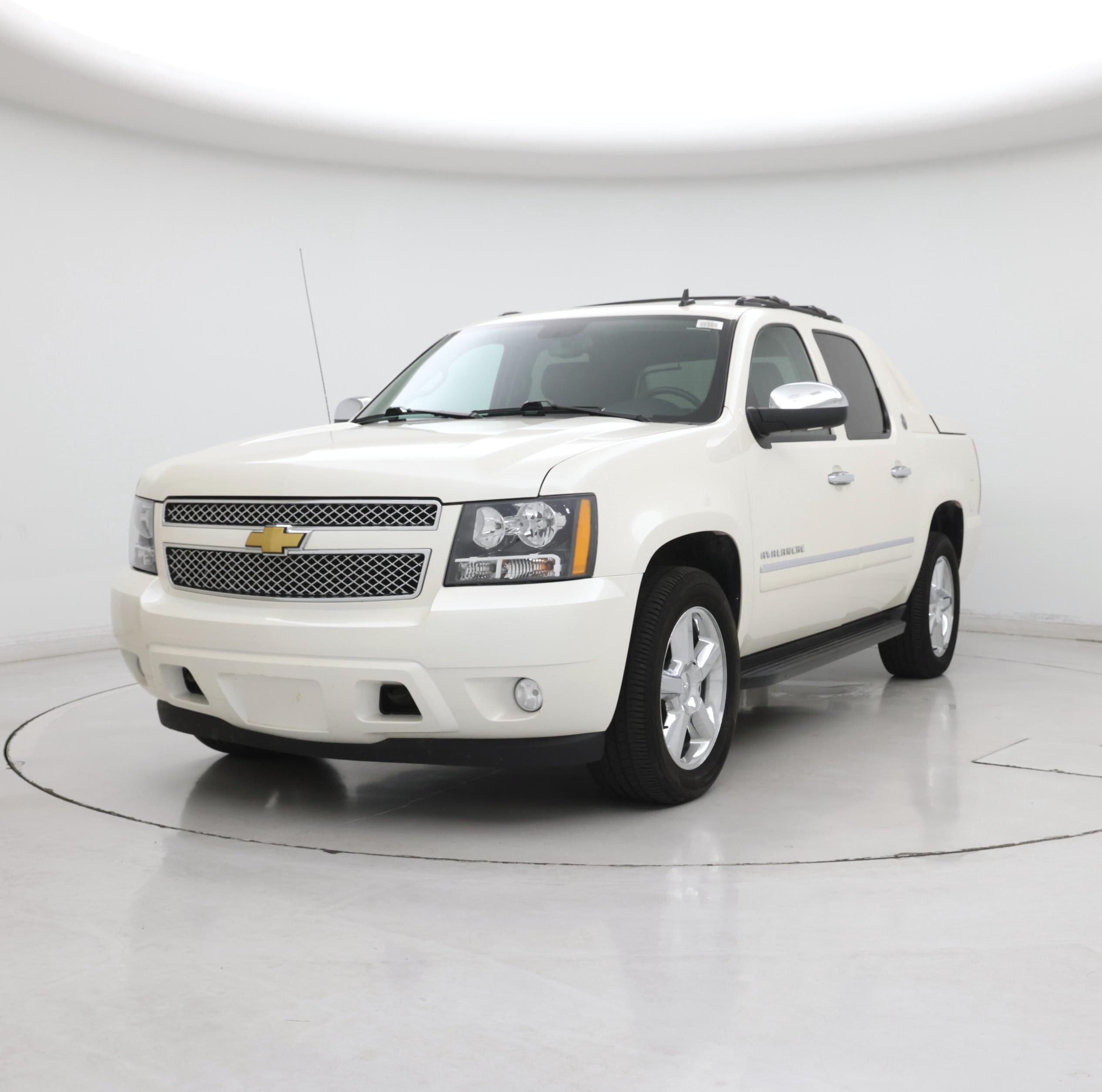 Thumbnail: 2013 Chevrolet Avalanche 1500 - 4