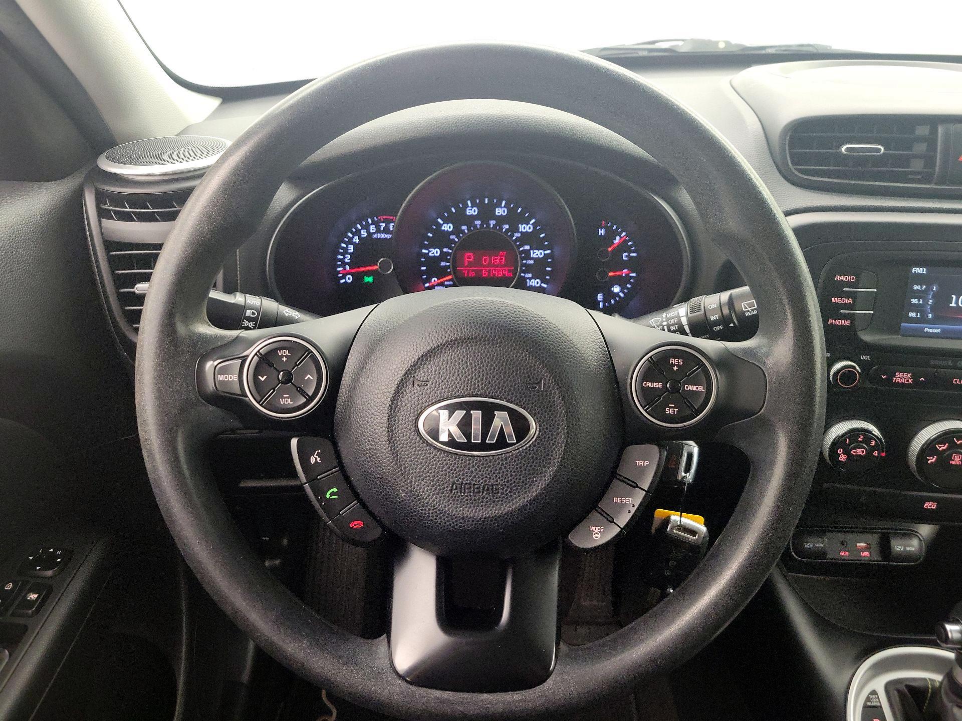 Thumbnail: 2016 Kia Soul - 10