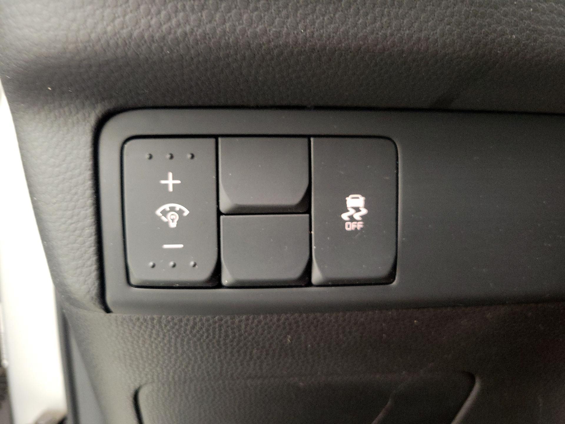Thumbnail: 2016 Kia Soul - 13