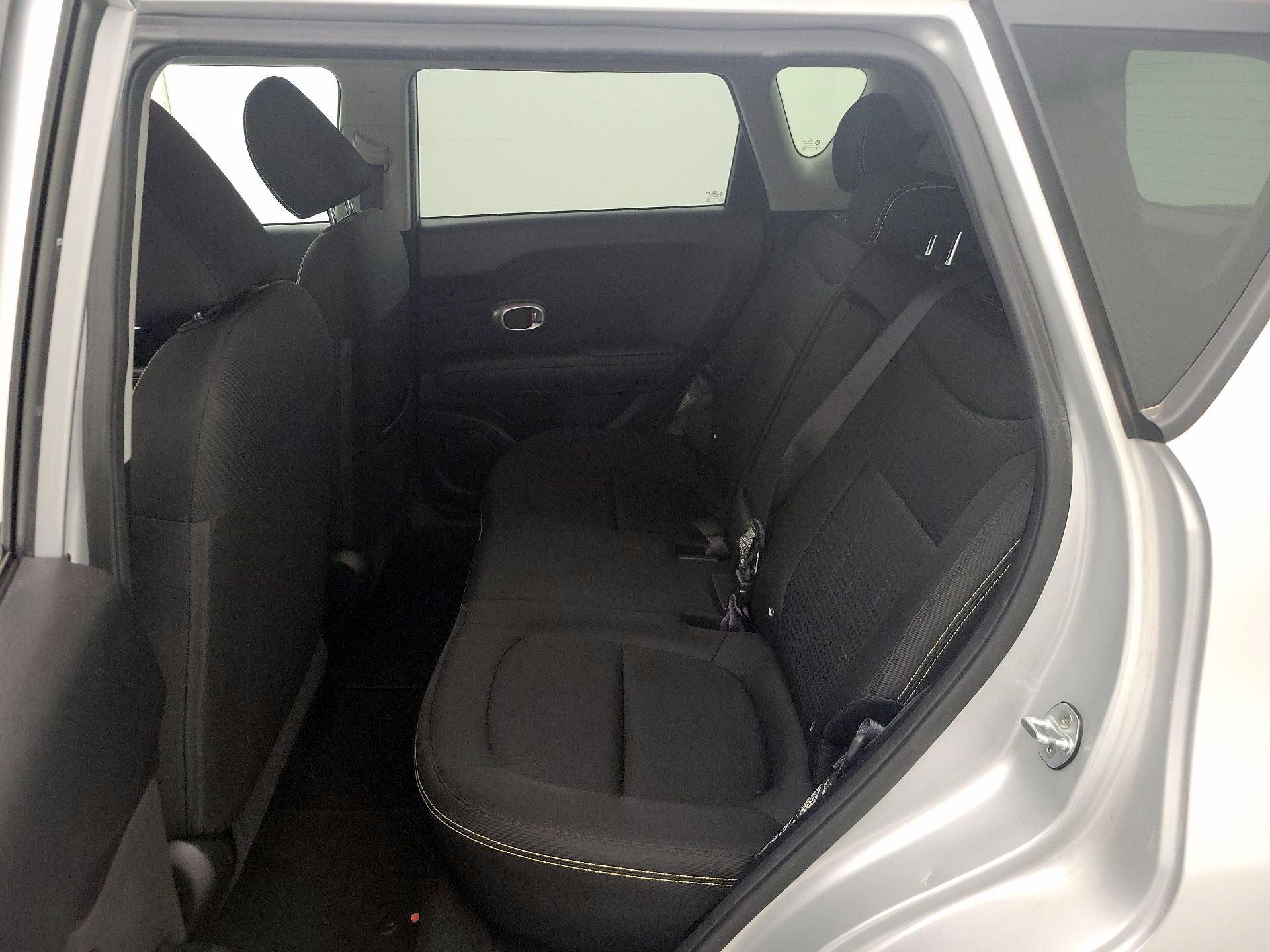 Thumbnail: 2016 Kia Soul - 19