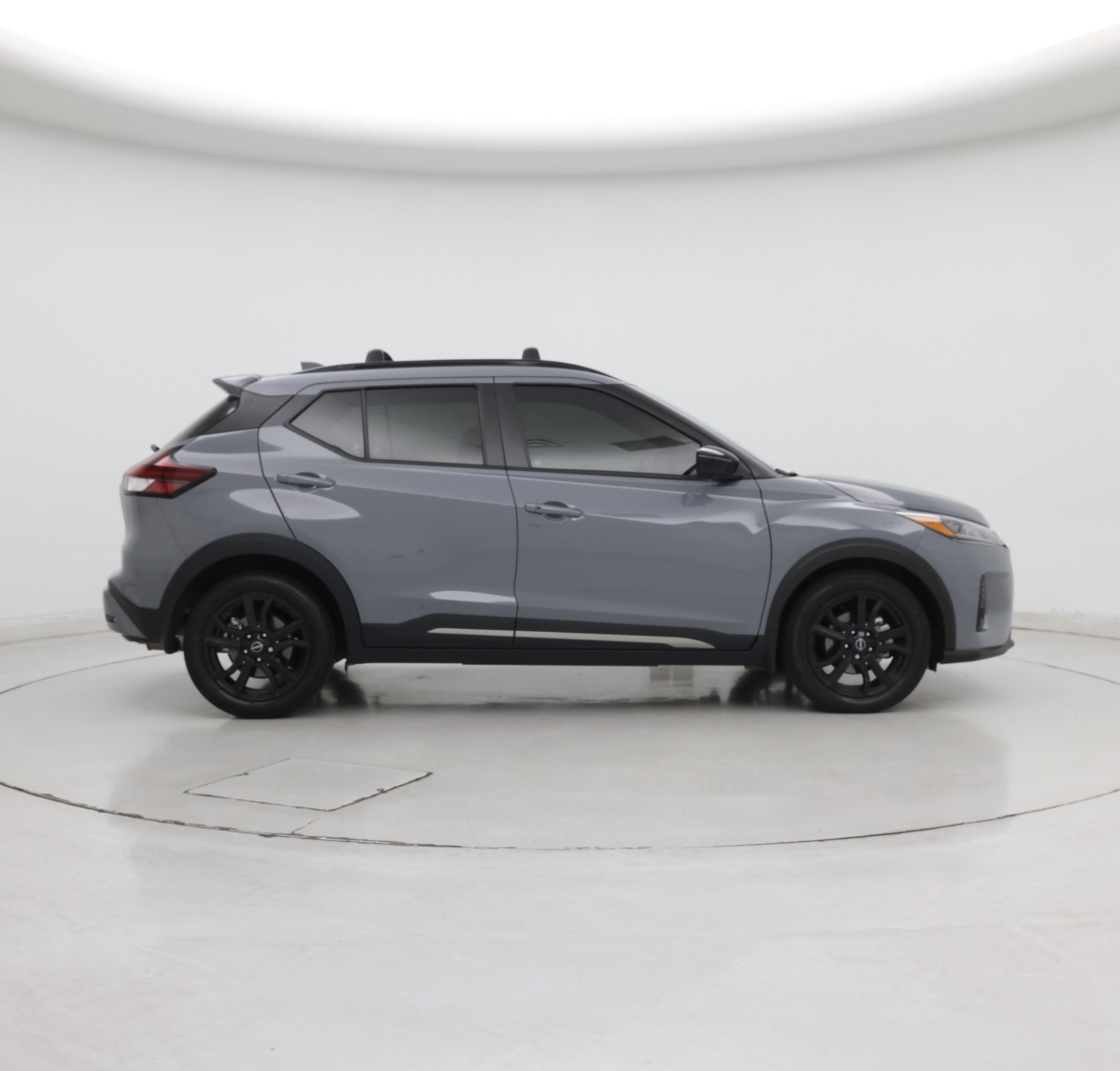 Thumbnail: 2023 Nissan Kicks - 7