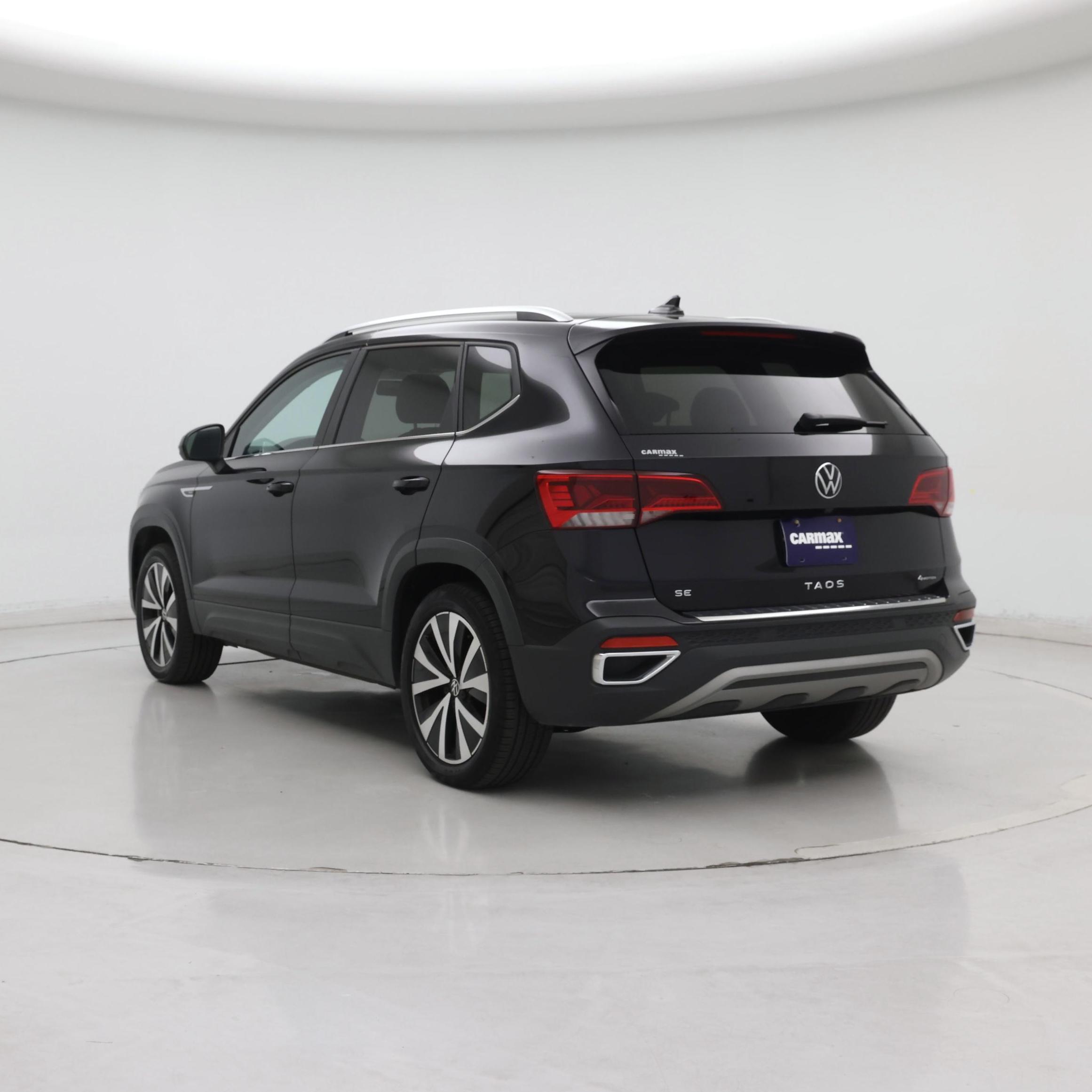 Thumbnail: 2022 Volkswagen Taos - 2