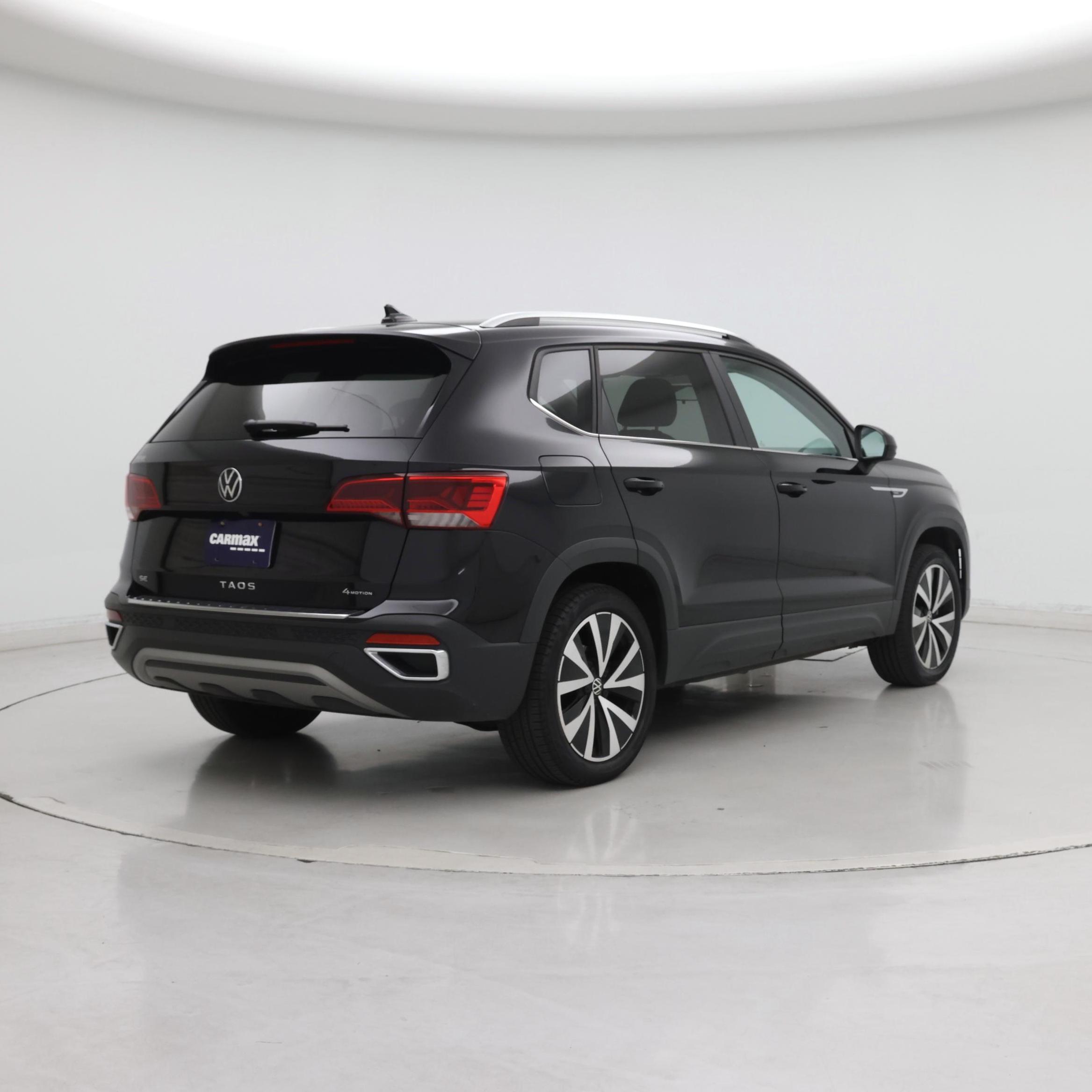 Thumbnail: 2022 Volkswagen Taos - 8