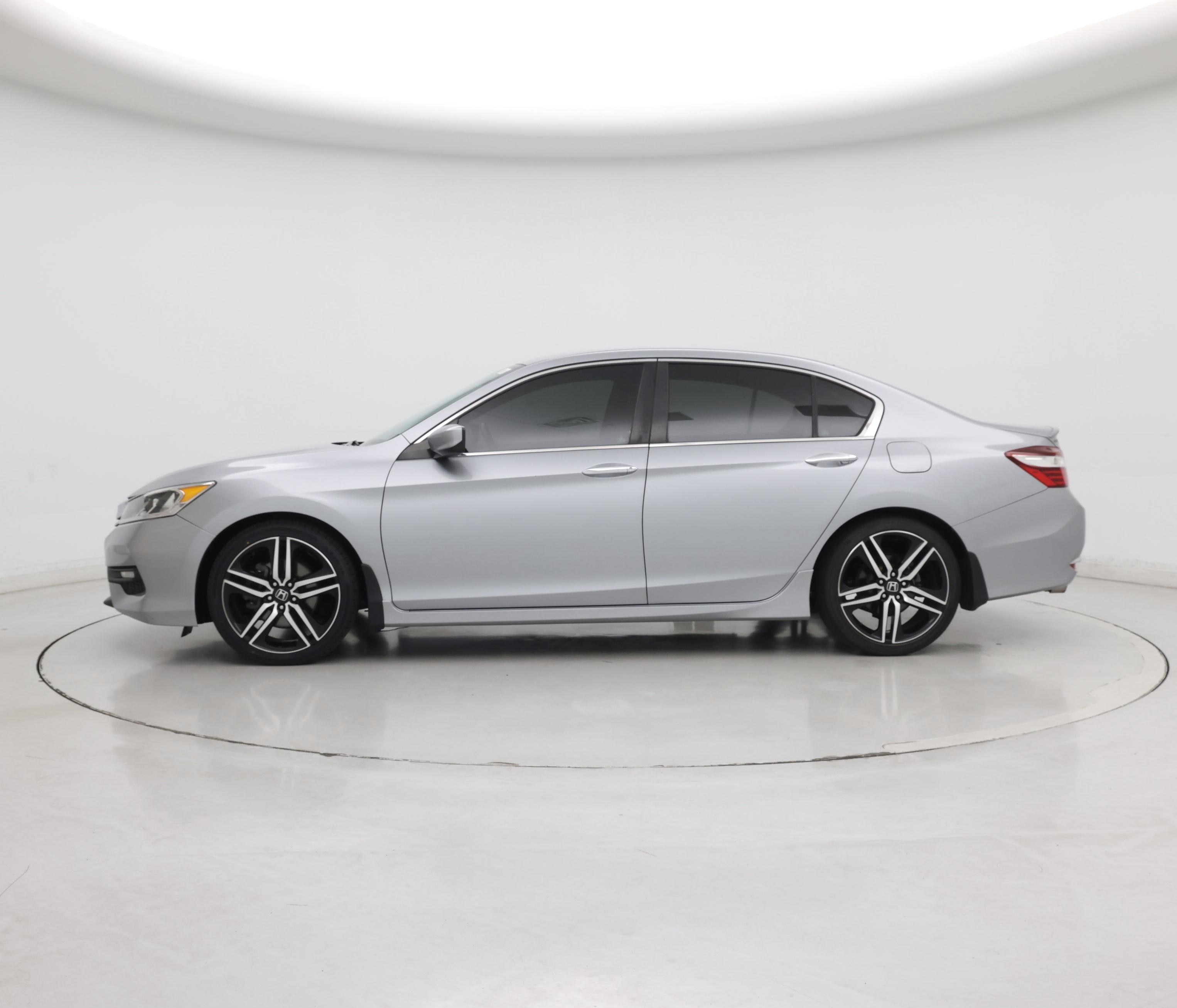 Thumbnail: 2017 Honda Accord - 3