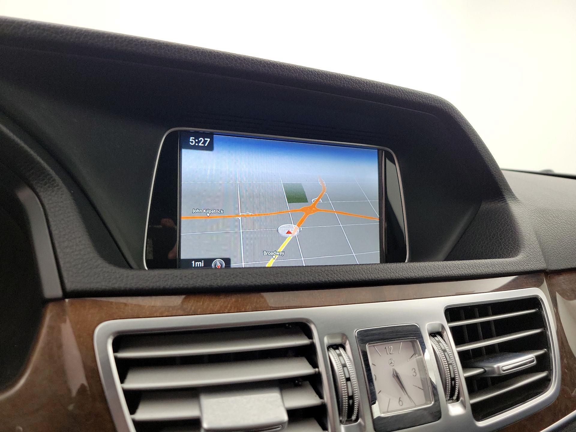 Thumbnail: 2016 Mercedes-Benz E-Class - 14