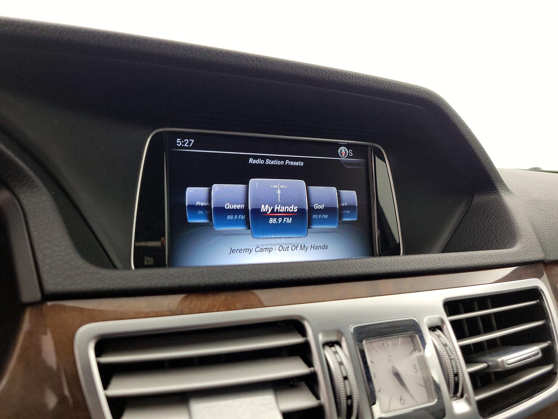 Thumbnail: 2016 Mercedes-Benz E-Class - 16