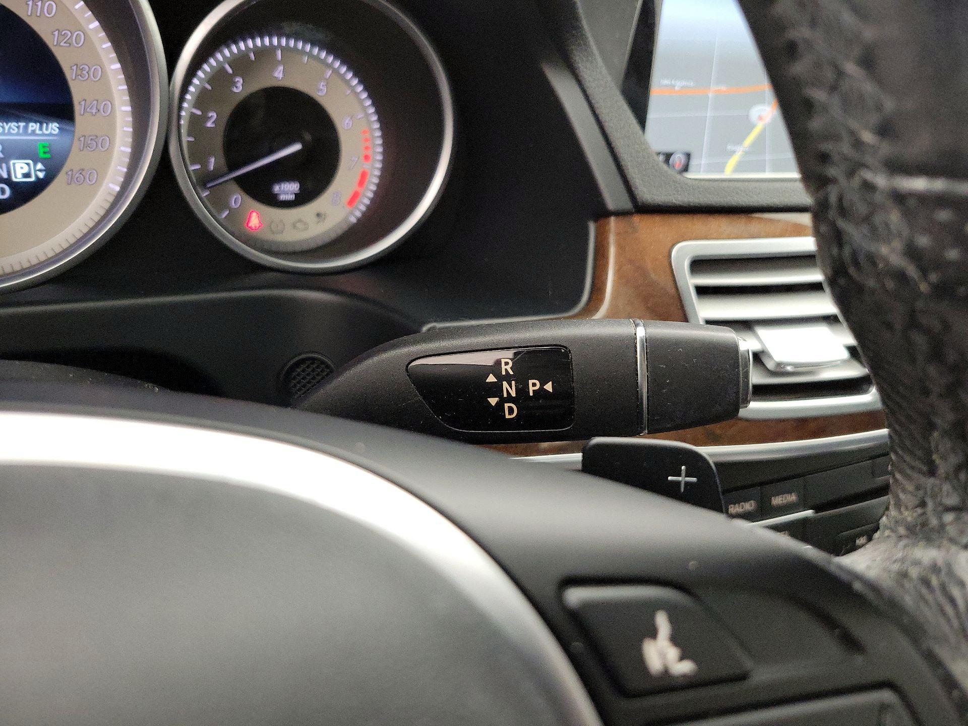Thumbnail: 2016 Mercedes-Benz E-Class - 18