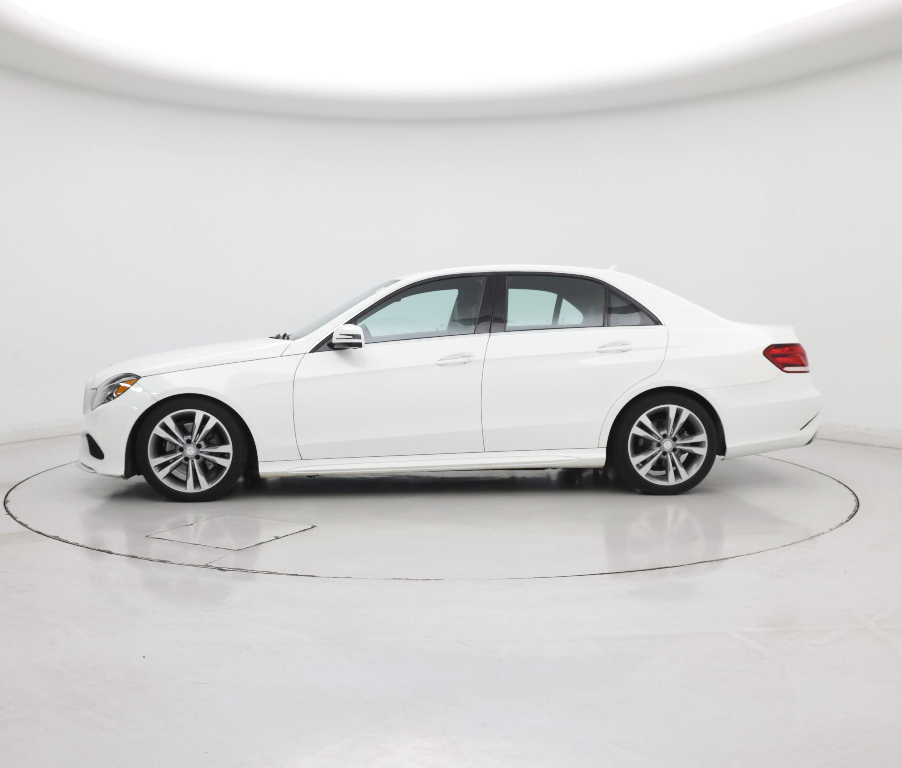 Thumbnail: 2016 Mercedes-Benz E-Class - 3