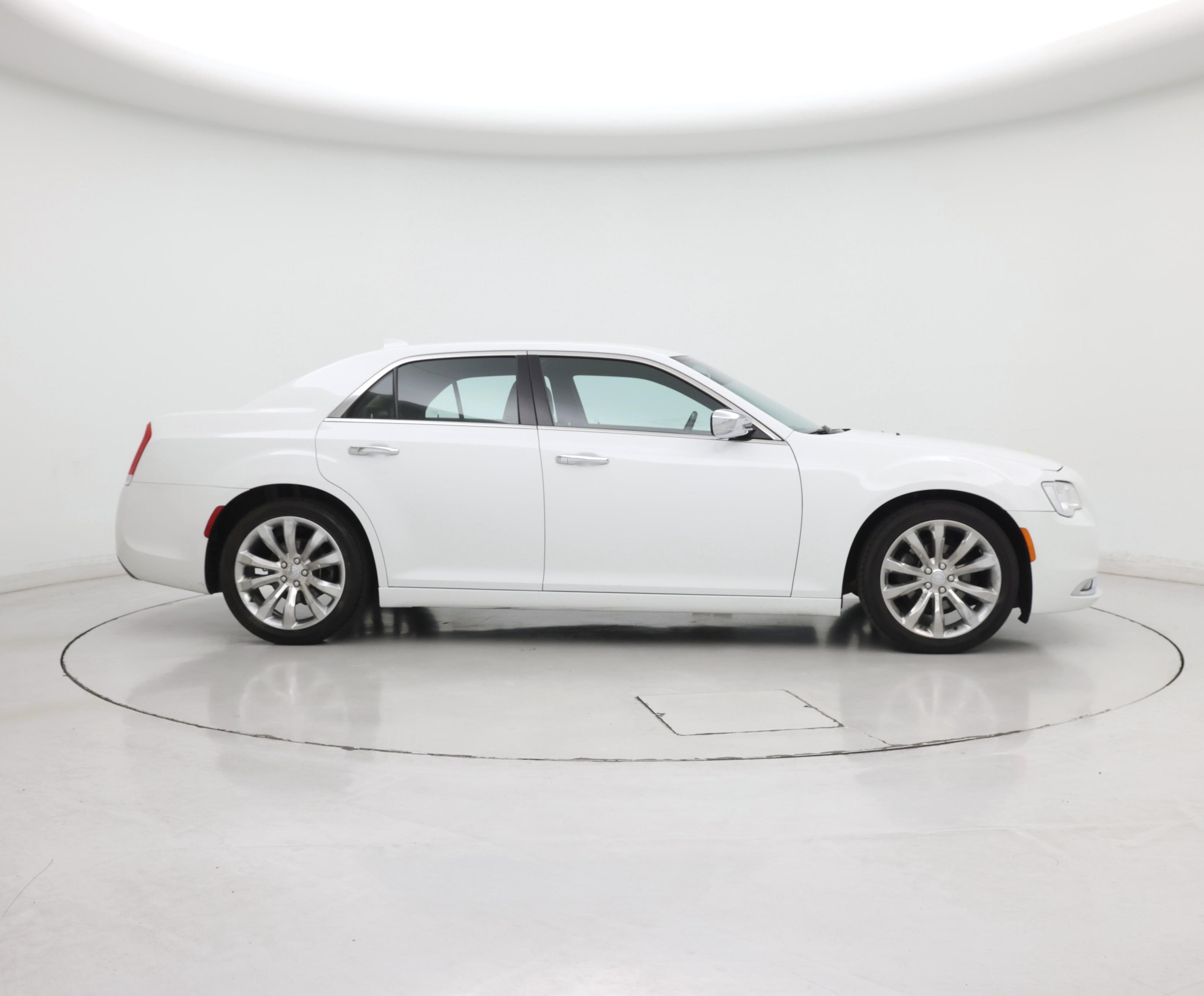 Thumbnail: 2018 Chrysler 300 - 7
