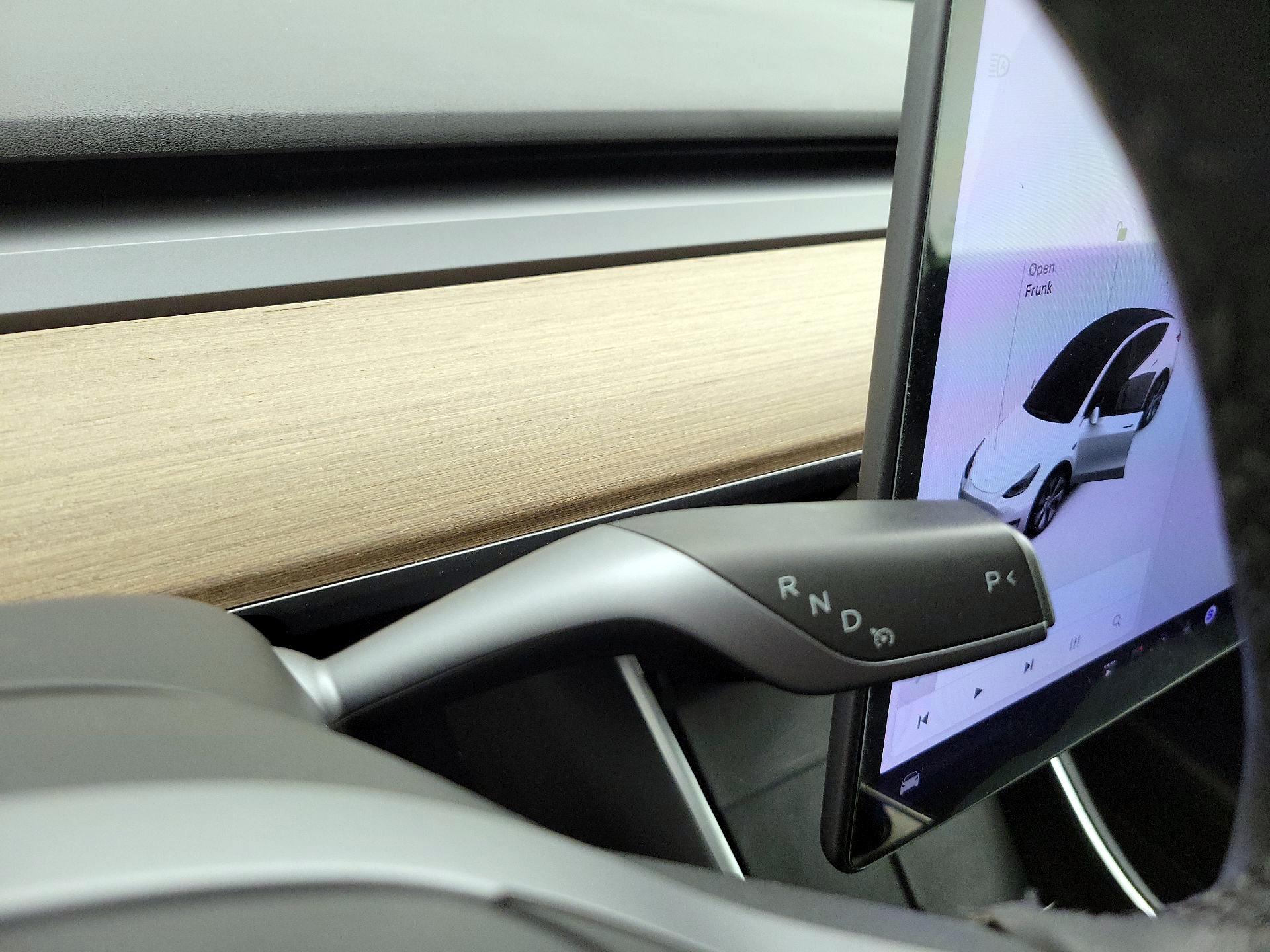 Thumbnail: 2021 Tesla Model Y - 17